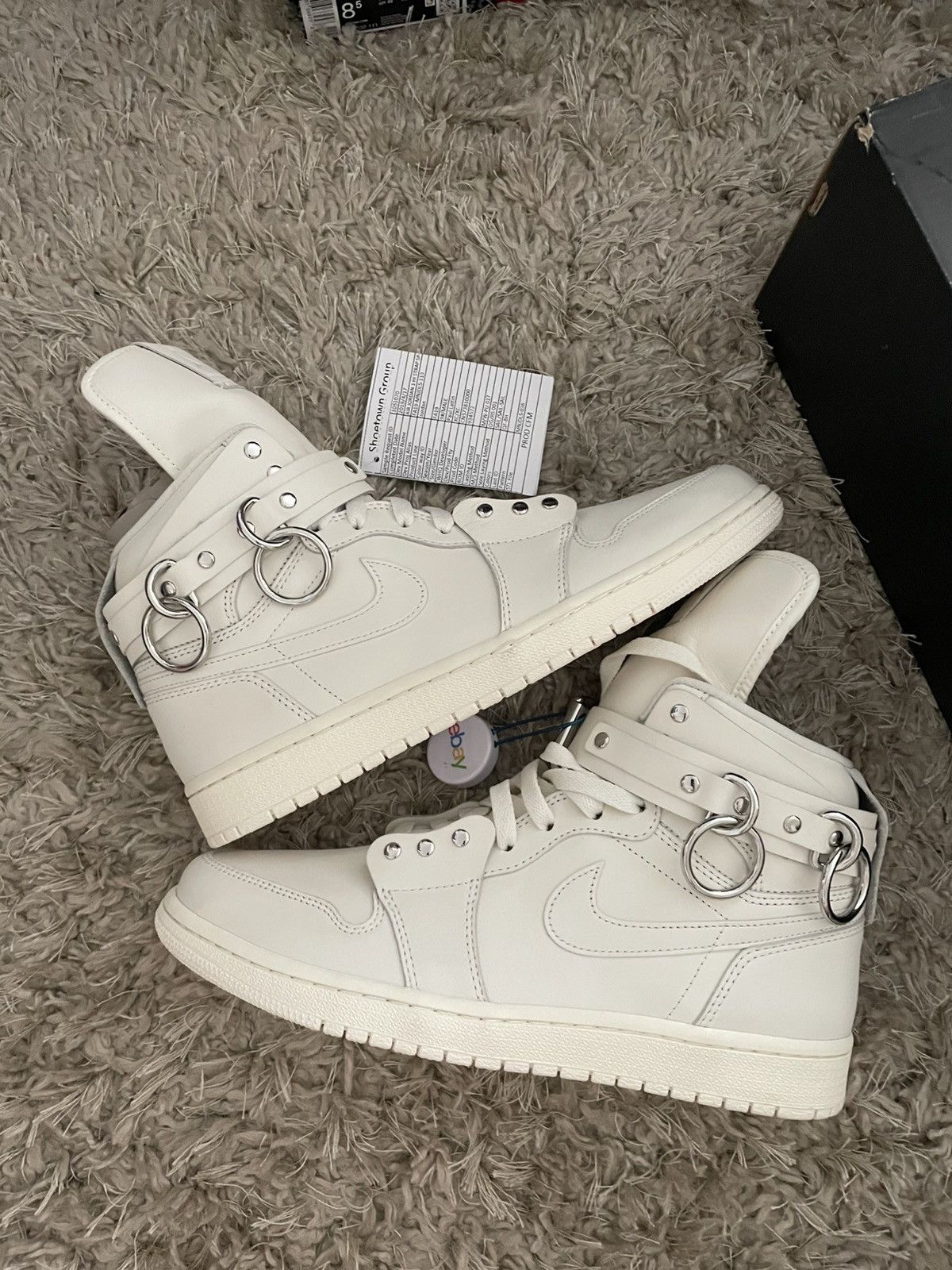 Comme des Garcons × Jordan Brand CDG x Jordan 1 High Sample Release Size US 9 / EU 42 - 2 Thumbnail