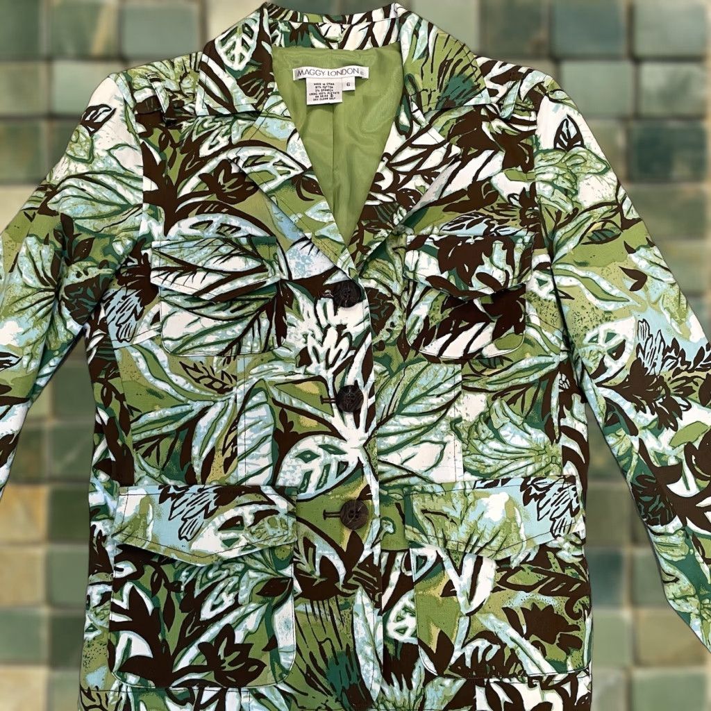 MAGGY LONDON VINTAGE Maggy London Blazer Leaf Print Cotton Jacket Green Size 6 Womens Blazer, Jacket, Cotton Blend, Leaf Theme, 90s Cruise Island Size M / US 6-8 / IT 42-44 - 1 Thumbnail