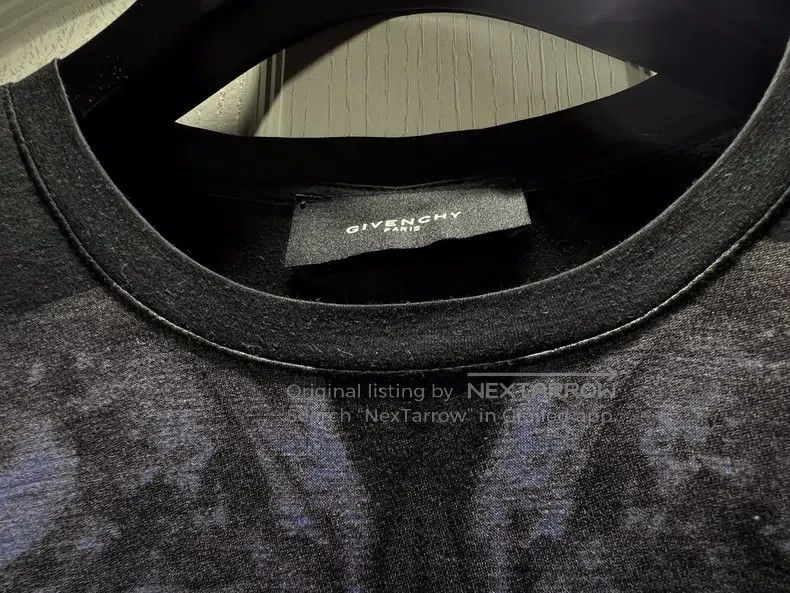 Givenchy Givenchy Men's summer round-neck short-sleeve T-shirt Size US M / EU 48-50 / 2 - 6 Thumbnail