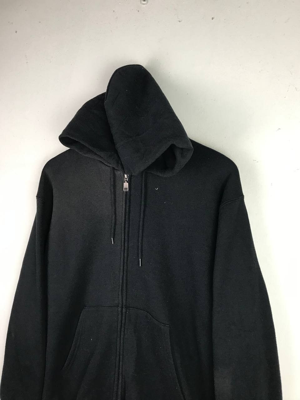Russell Athletic × Vintage Vintage All Black Russell Athletic Pullover Hoodie Size US L / EU 52-54 / 3 - 7 Thumbnail