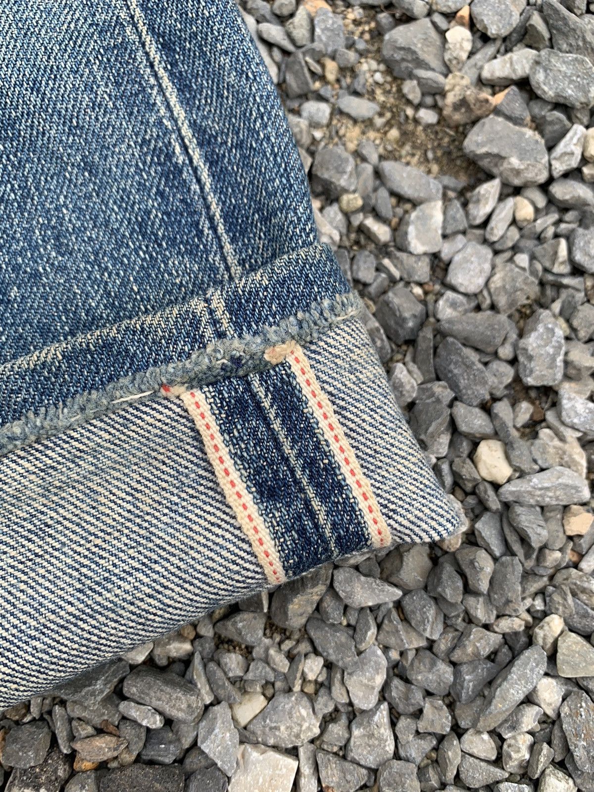 Levi's VINTAGE LEVI’S BIG E 502 J22 SELVEDGE RUSTY DISTRESSED DENIM Size US 31 - 11 Thumbnail