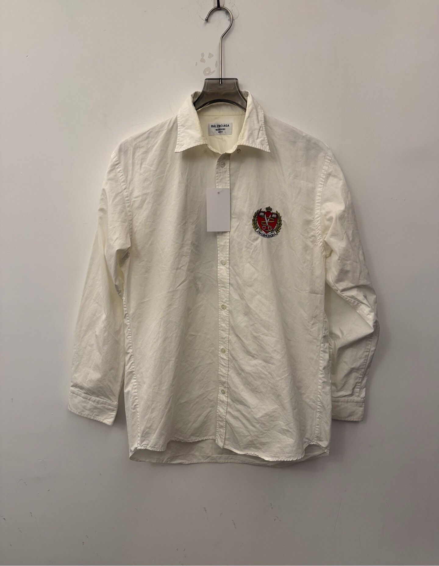 Balenciaga Balenciaga Est 1917 Crest Embroidered Shirt 34 Size XS / US 0-2 / IT 36-38 - 1 Thumbnail