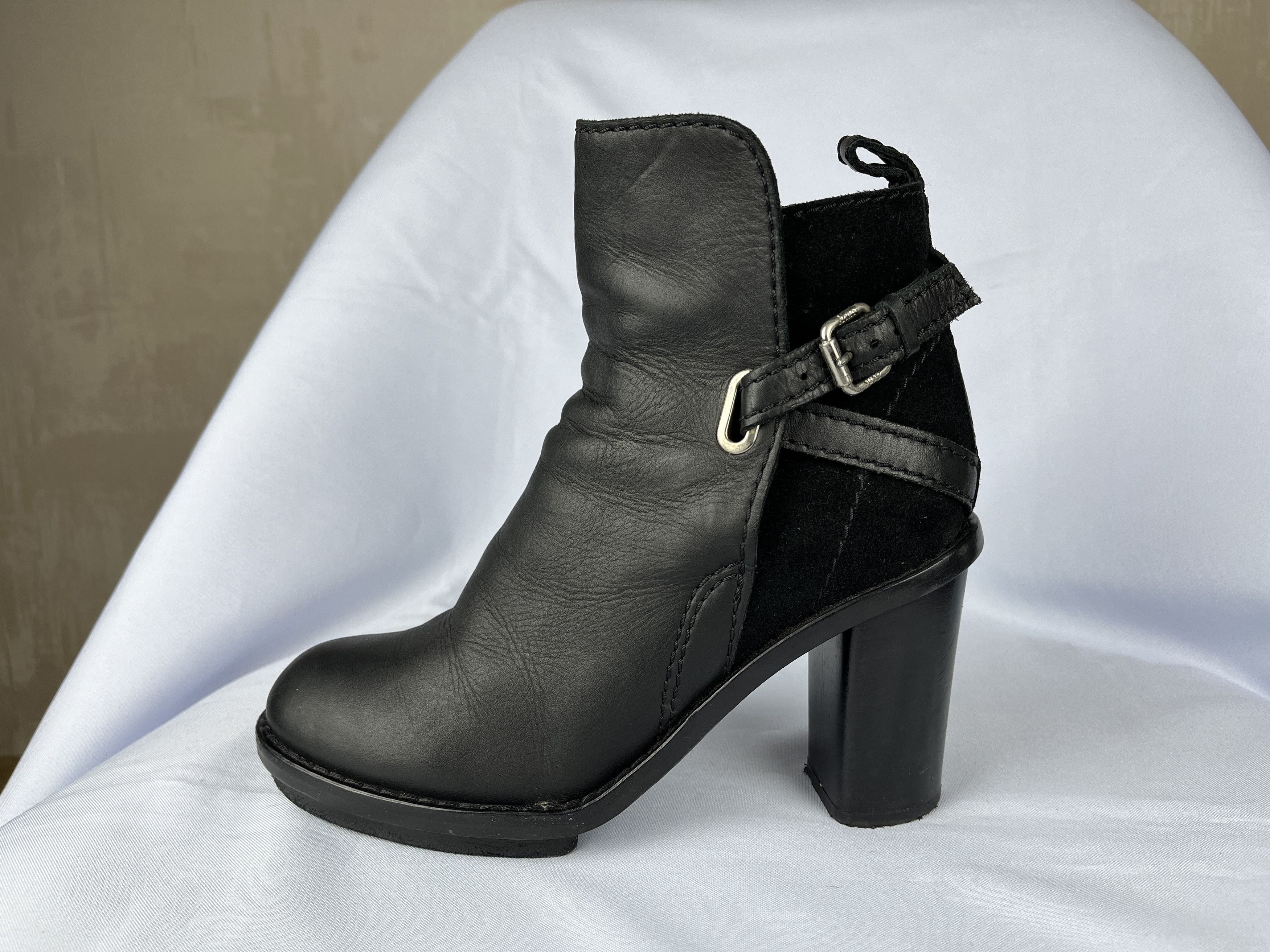 Acne Studios ACNE Heels Leather Belt Boots Size EU 39 / UK 6 / US 9 Size US 9 / IT 39 - 1 Thumbnail