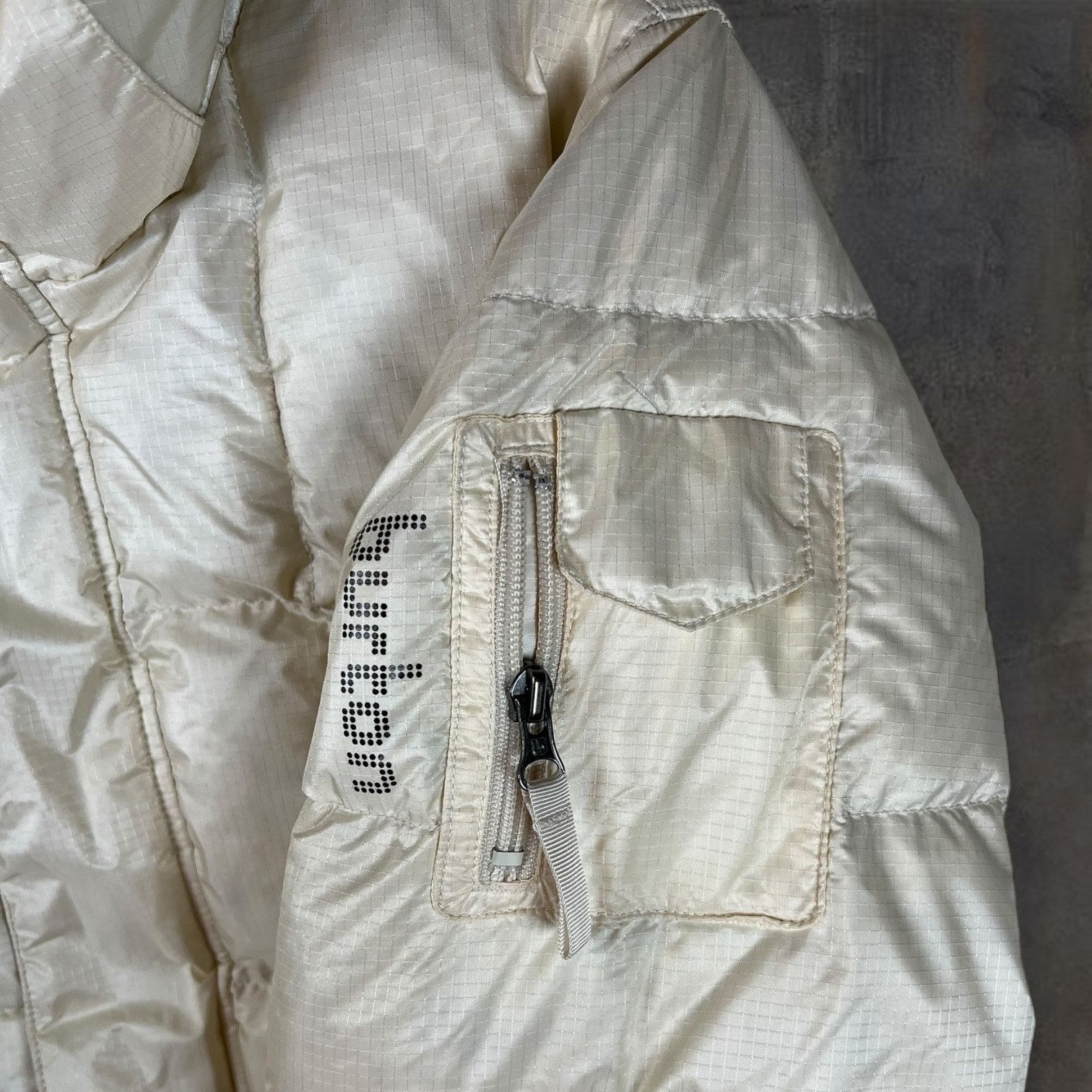 Burton Burton Snowboarding Jacket Nordic Down Cream Men's Small L5 Size US S / EU 44-46 / 1 - 9 Thumbnail