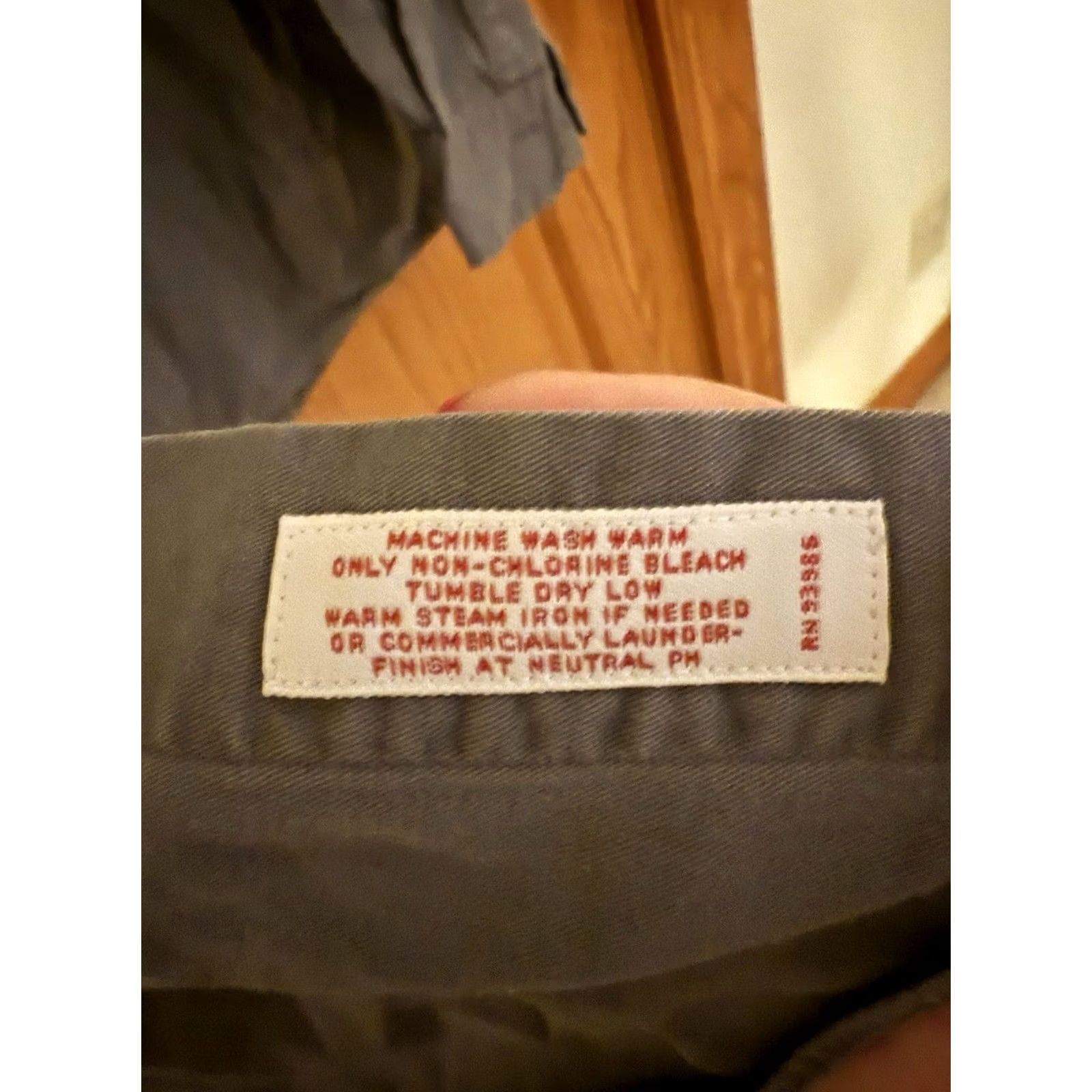 Brooks Brothers Brooks Brothers Button-Up Shirt XXL Gray Solid Regular Collar-Down Men's Office Preppy Classic 2XL Everyday Business Casual Size US XXL / EU 58 / 5 - 5 Thumbnail