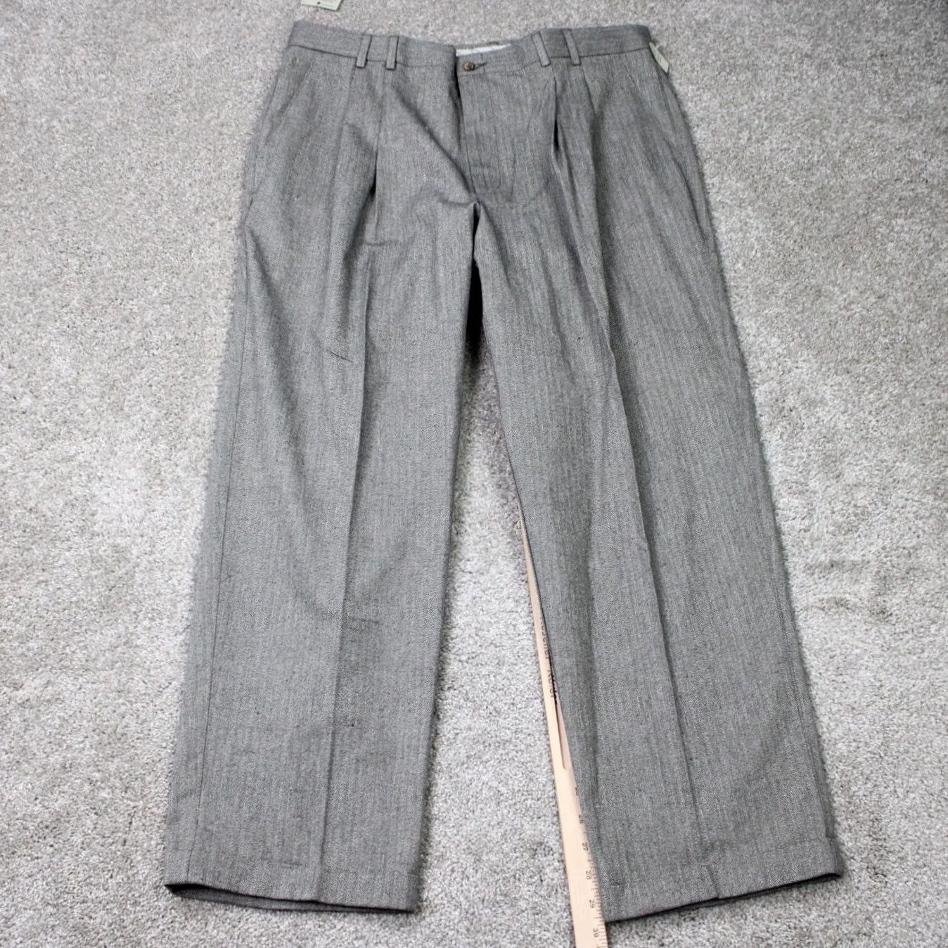 Dockers DOCKERS Pants Mens 38x30 Gray Chino Vintage NWT Pleated Cuffed Regular Straight 100% Cotton Casual Debossed USA Theme Size US 38 / EU 54 - 3 Thumbnail