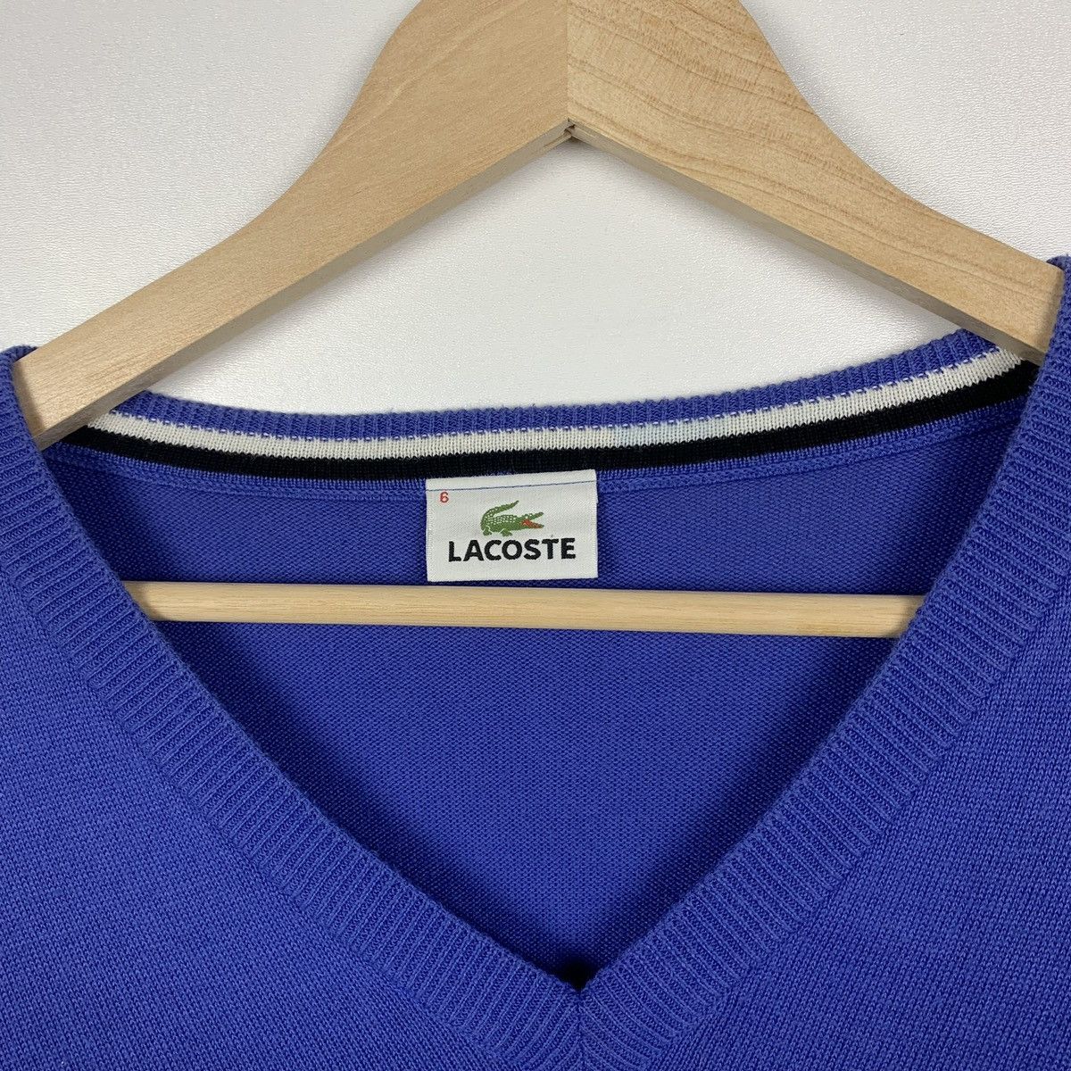 Lacoste Vintage Lacoste V-Neck Sweater luxury casual designer 90s Size US XL / EU 56 / 4 - 7 Thumbnail