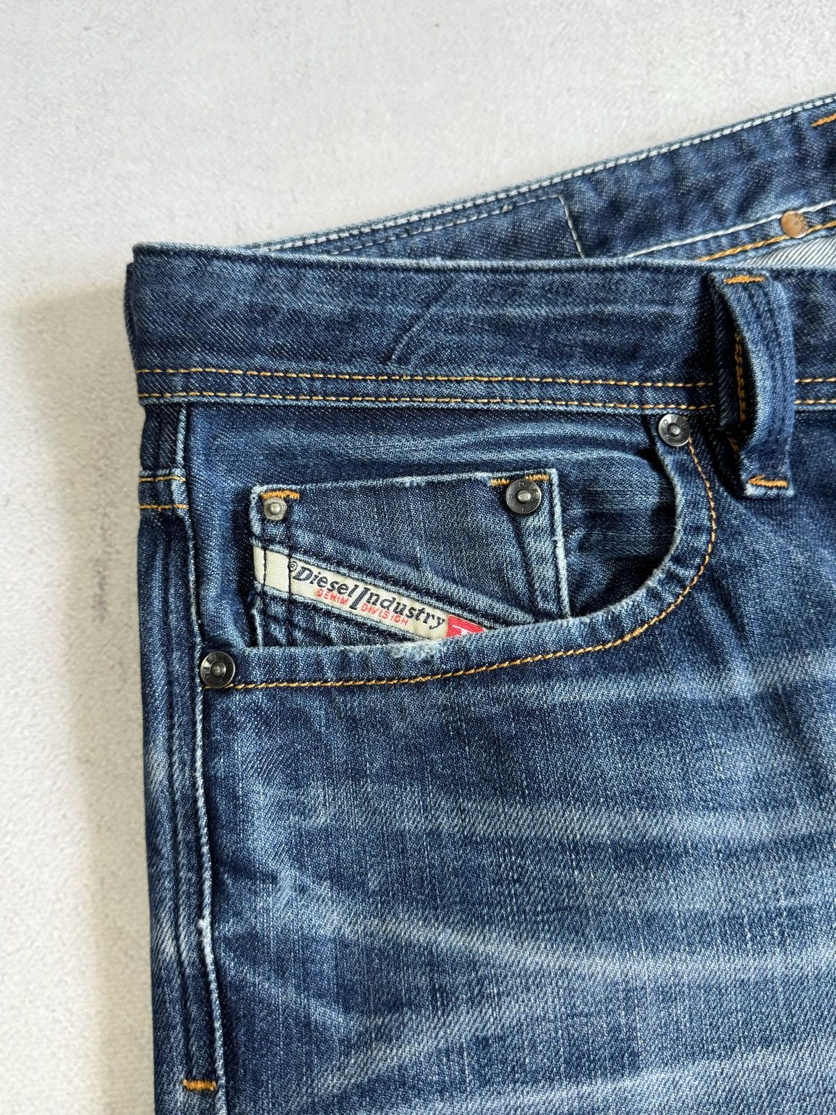 Diesel Diesel Big Logo Denim Pants Jeans Vintage 90s Japanese Y2K Size US 32 / EU 48 - 9 Thumbnail