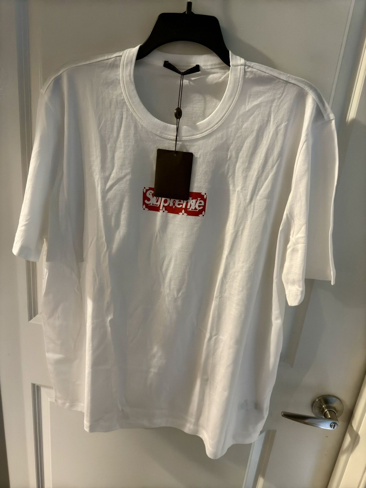 Louis Vuitton × Supreme Supreme LV Box Logo Shirt Size 4L Size US L / EU 52-54 / 3 - 2 Thumbnail