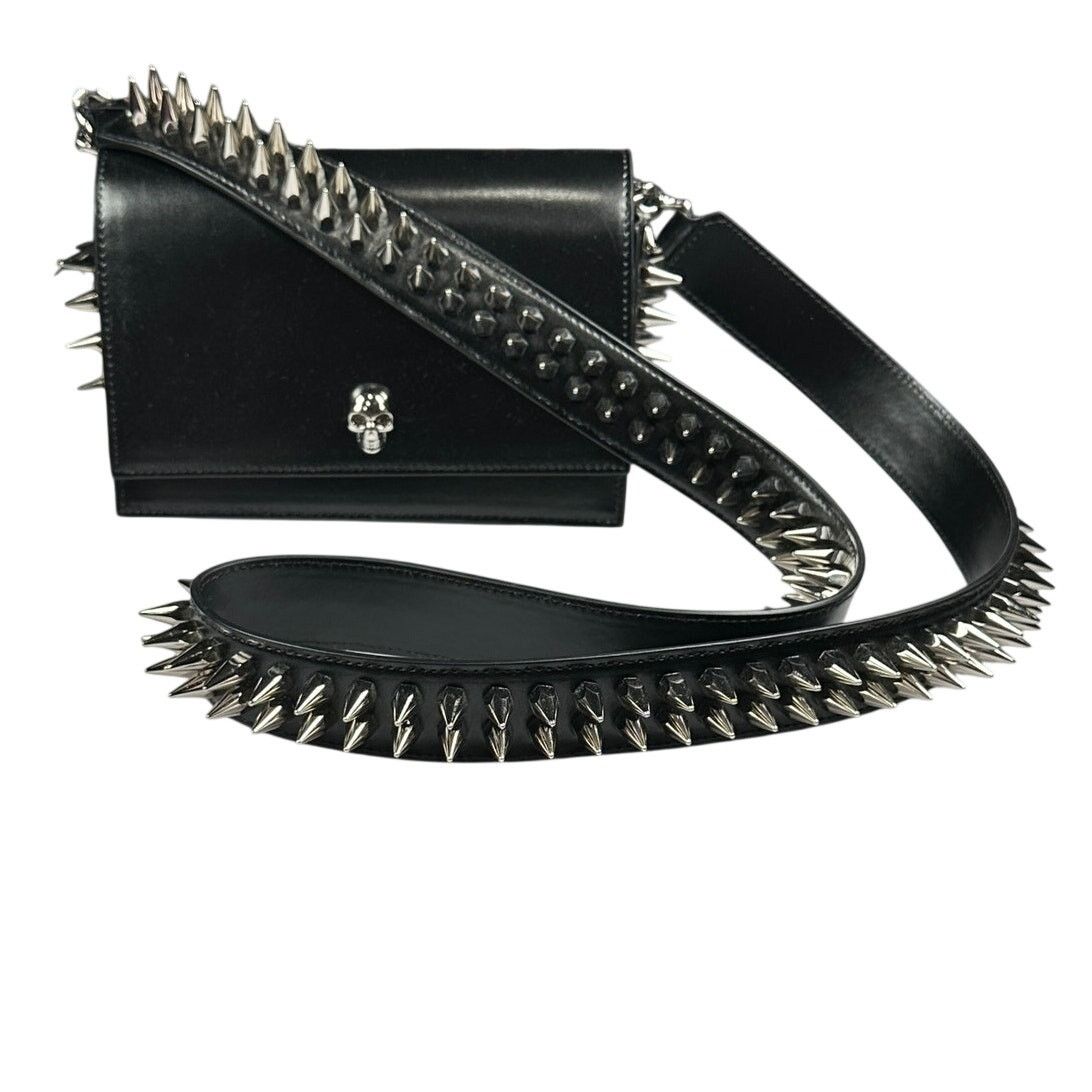 Alexander McQueen Alexander McQueen Black Leather Spiked Skull Bag NIB Size ONE SIZE - 1 Thumbnail