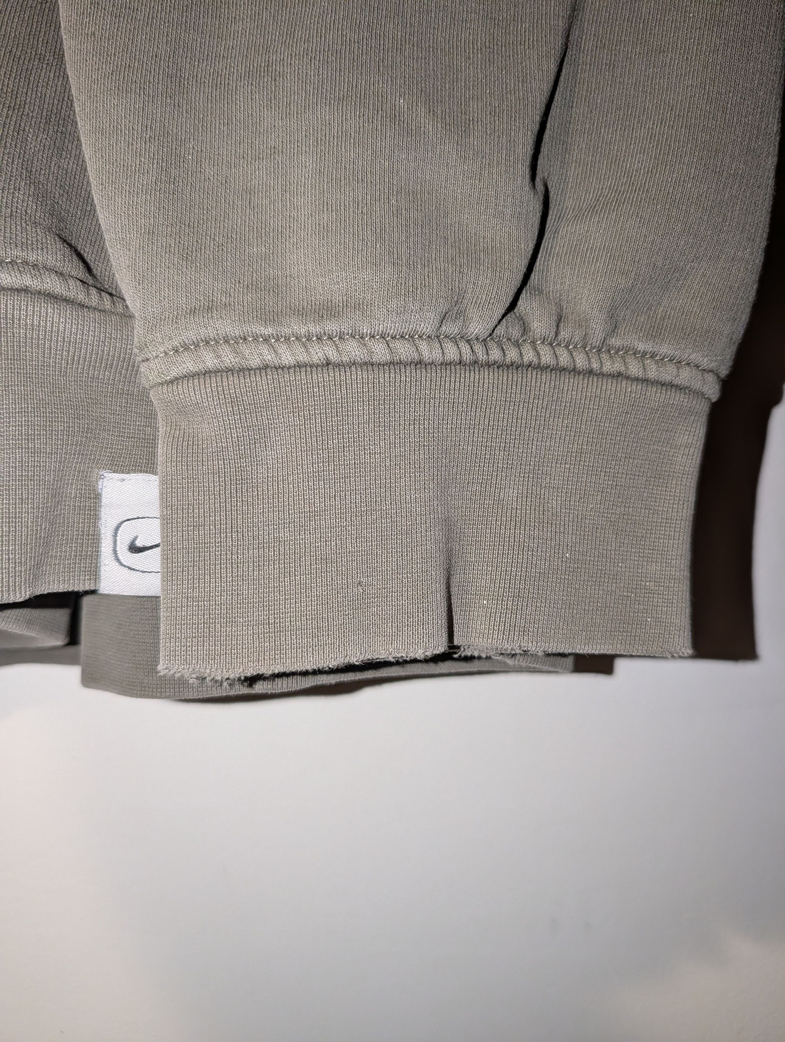 Nike Y2K Nike Spellout Applique Pullover Sweatshirt Hoodie Faded Size US L / EU 52-54 / 3 - 7 Thumbnail