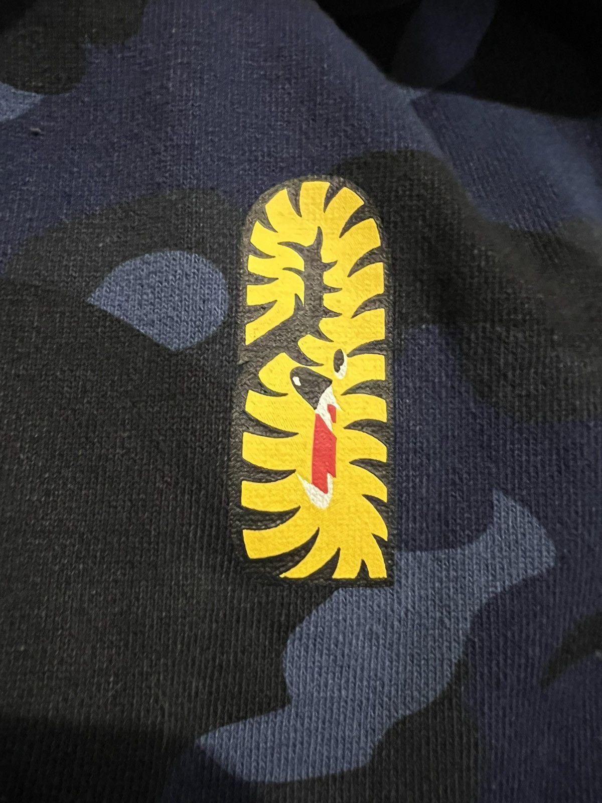 Bape A Bathing Ape Blue Camo Tiger Shark Full Zip Up Shark Hoodie Size US L / EU 52-54 / 3 - 7 Thumbnail
