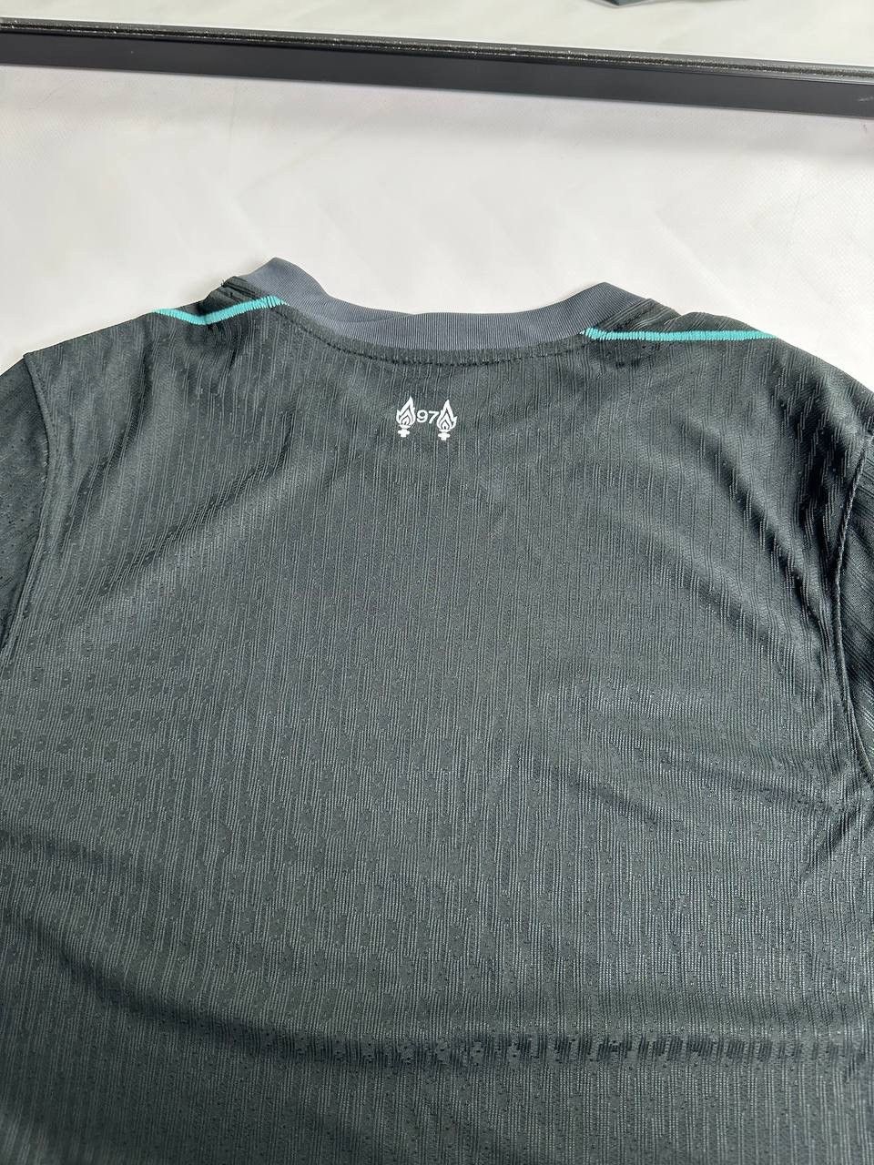 Nike Liverpool Fc Away 2024/25 Soccer Jersey Size US XL / EU 56 / 4 - 10 Thumbnail