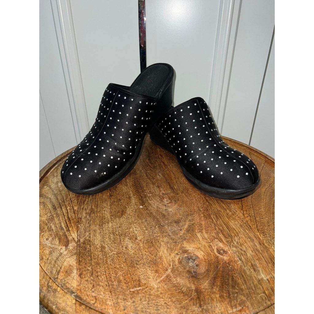 The Unbranded Brand Women's Black Studded Mules Size 10 Casual Chic Flats Size US 10 / IT 40 - 1 Thumbnail