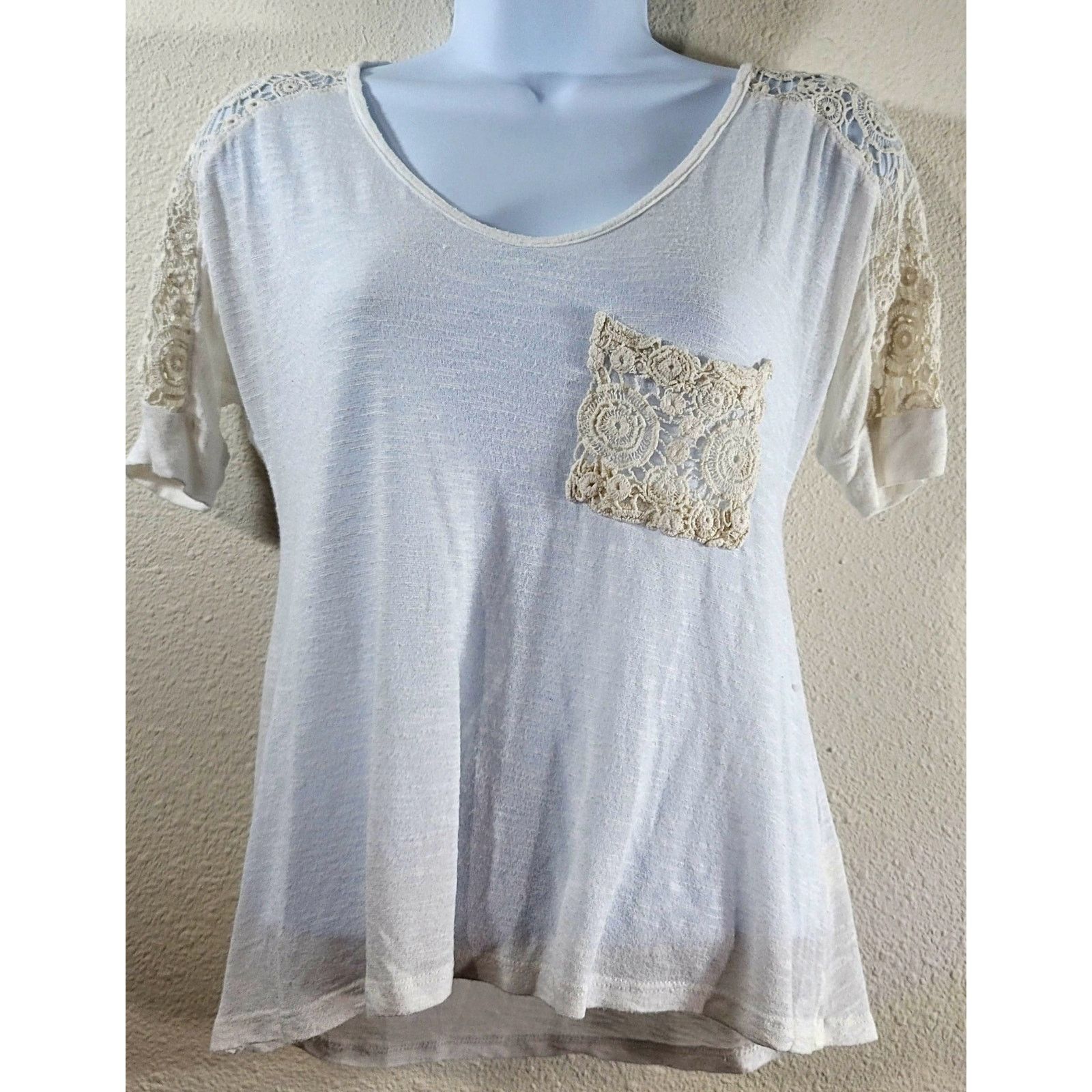 Other Monteau Cream Slub Knit Crochet Lace Shoulders Top Small Size S / US 4 / IT 40 - 1 Thumbnail