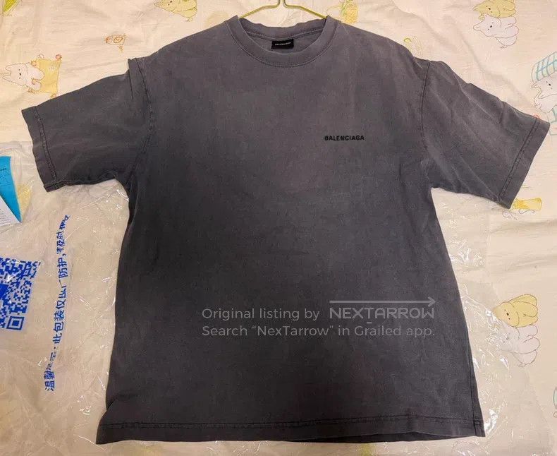 Balenciaga Balenciaga Grey Distressed Short Sleeve T-Shirt Size US S / EU 44-46 / 1 - 1 Thumbnail