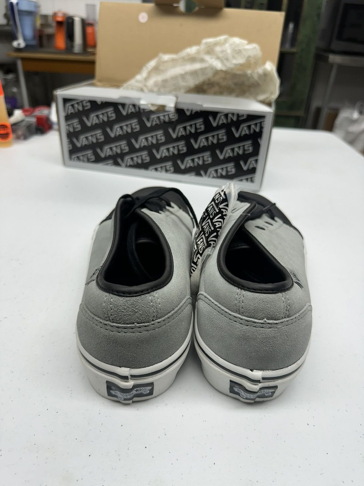 Vans Vans Garment Black/Neutral Grey size 9 Size US 9 / EU 42 - 4 Thumbnail