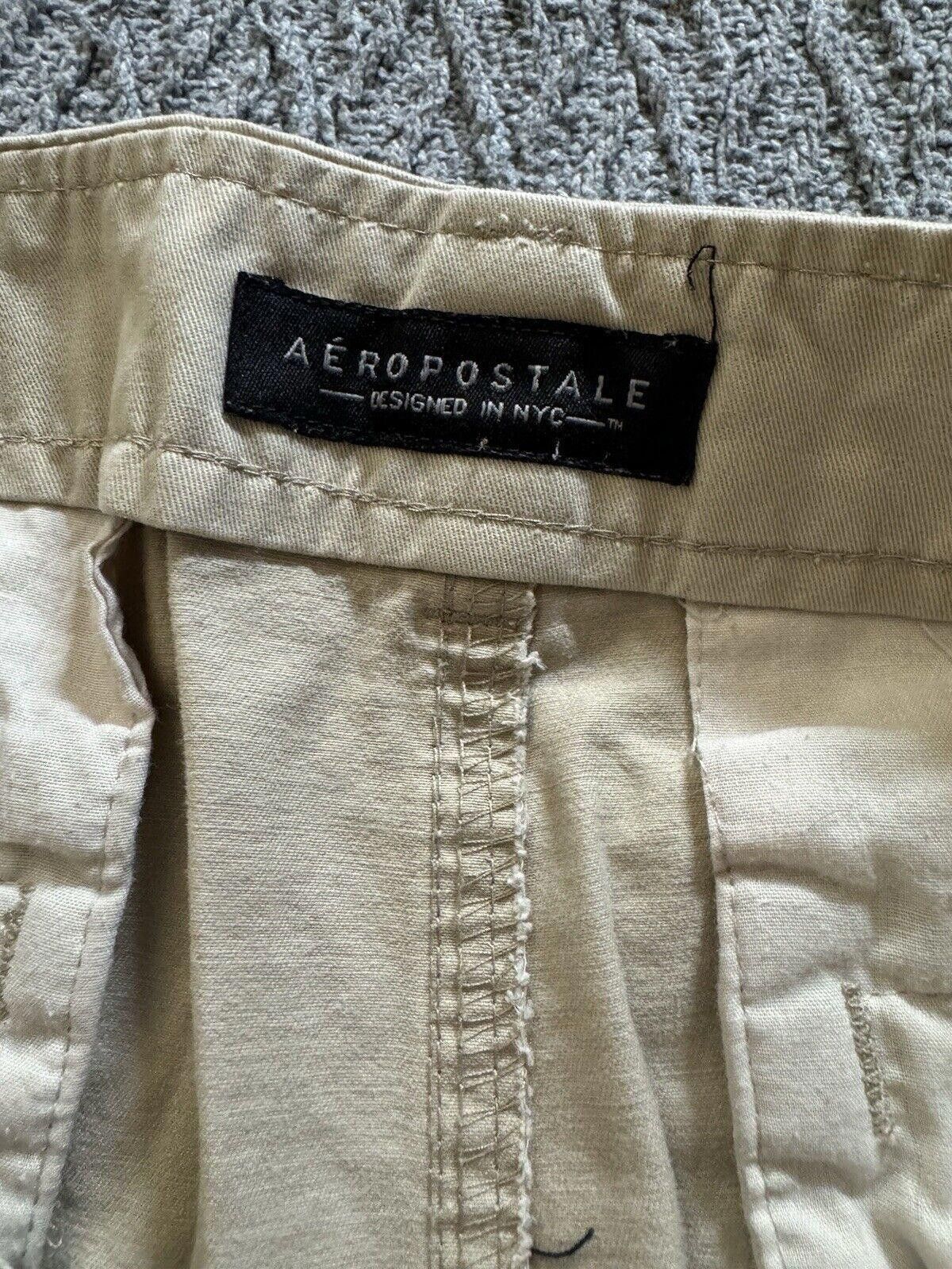 Aeropostale Aeropostale Shorts 34 Cargo Khaki Gorpcore Normcore Size US 34 / EU 50 - 3 Thumbnail