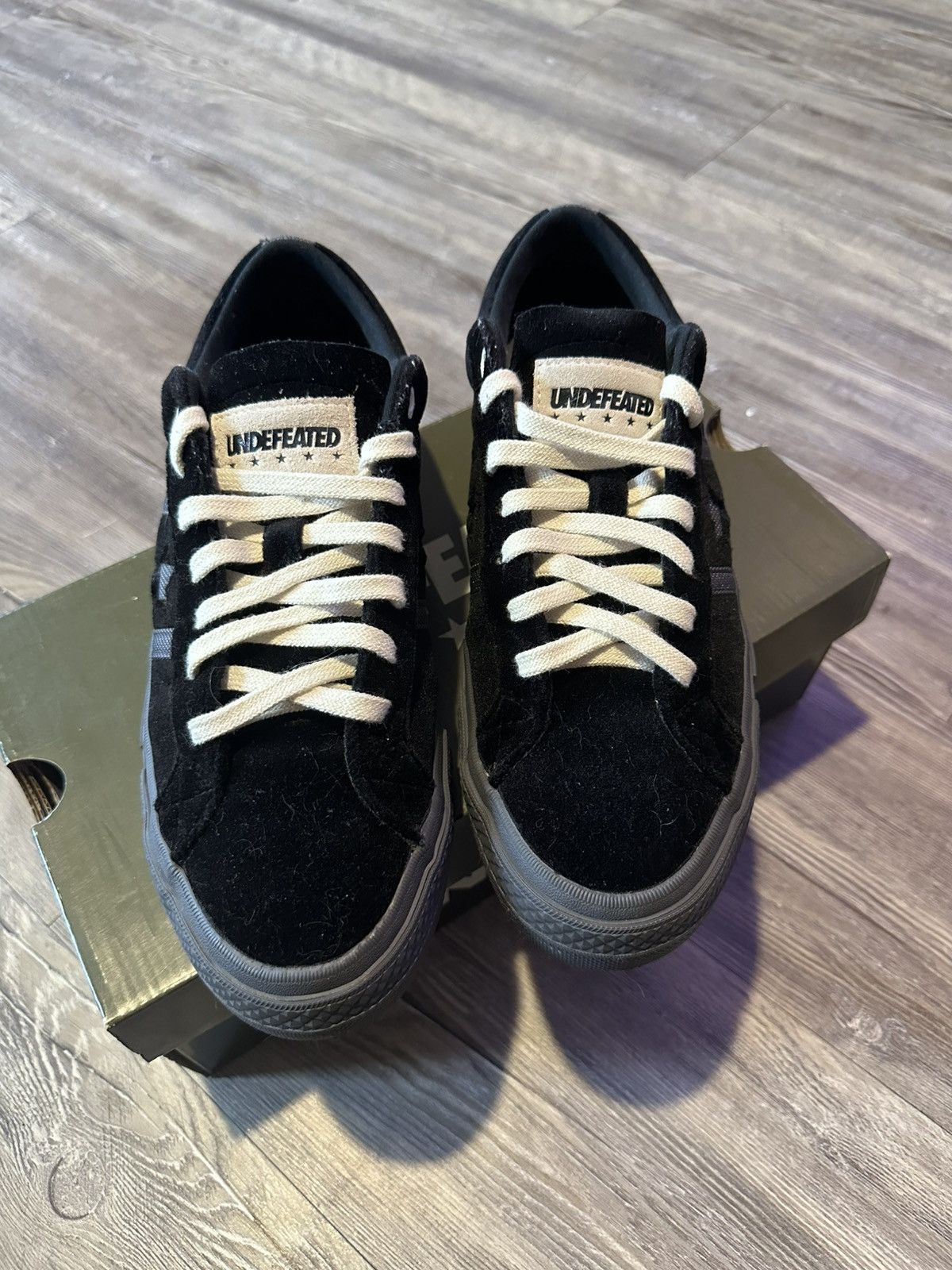 Converse × Undefeated Undefeated X converse one star Size US 8.5 / EU 41-42 - 1 Thumbnail