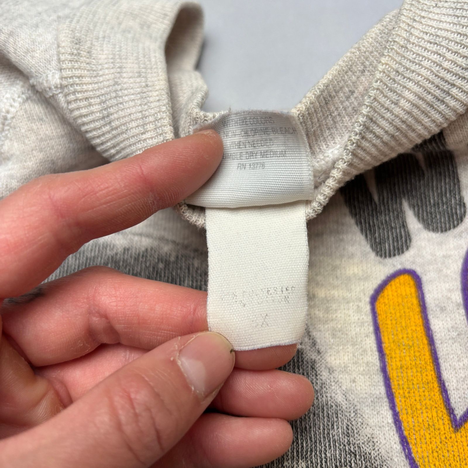 Hanes Vintage We Love You Magic Johnson Sweatshirt Men's 3XL Size US XXL / EU 58 / 5 - 6 Thumbnail