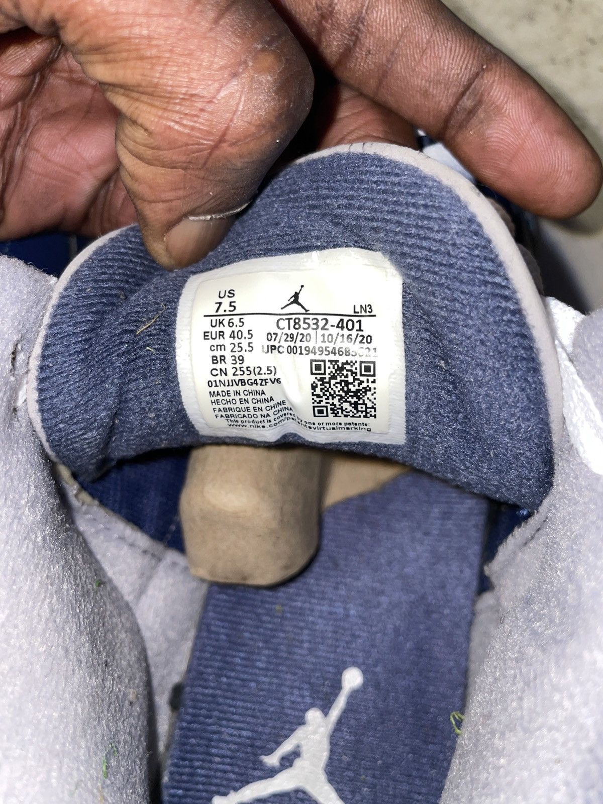 Jordan Brand Jordan 3’s Georgetown Size US 7.5 / EU 40-41 - 10 Thumbnail