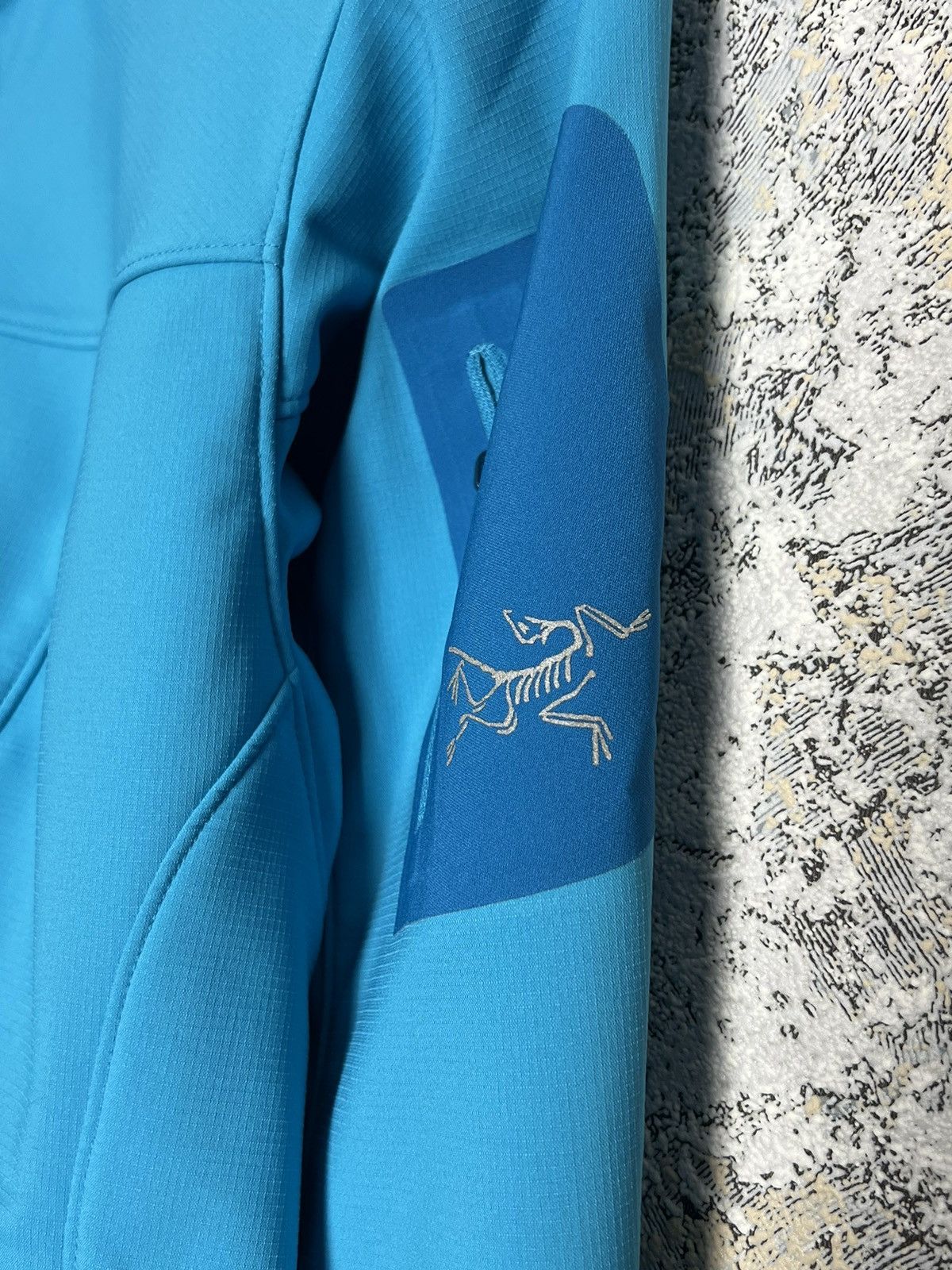 Arc'teryx × Vintage Vintage Arcteryx Epsilon AR Women's Softshell Zip Jacket Size S / US 4 / IT 40 - 3 Thumbnail