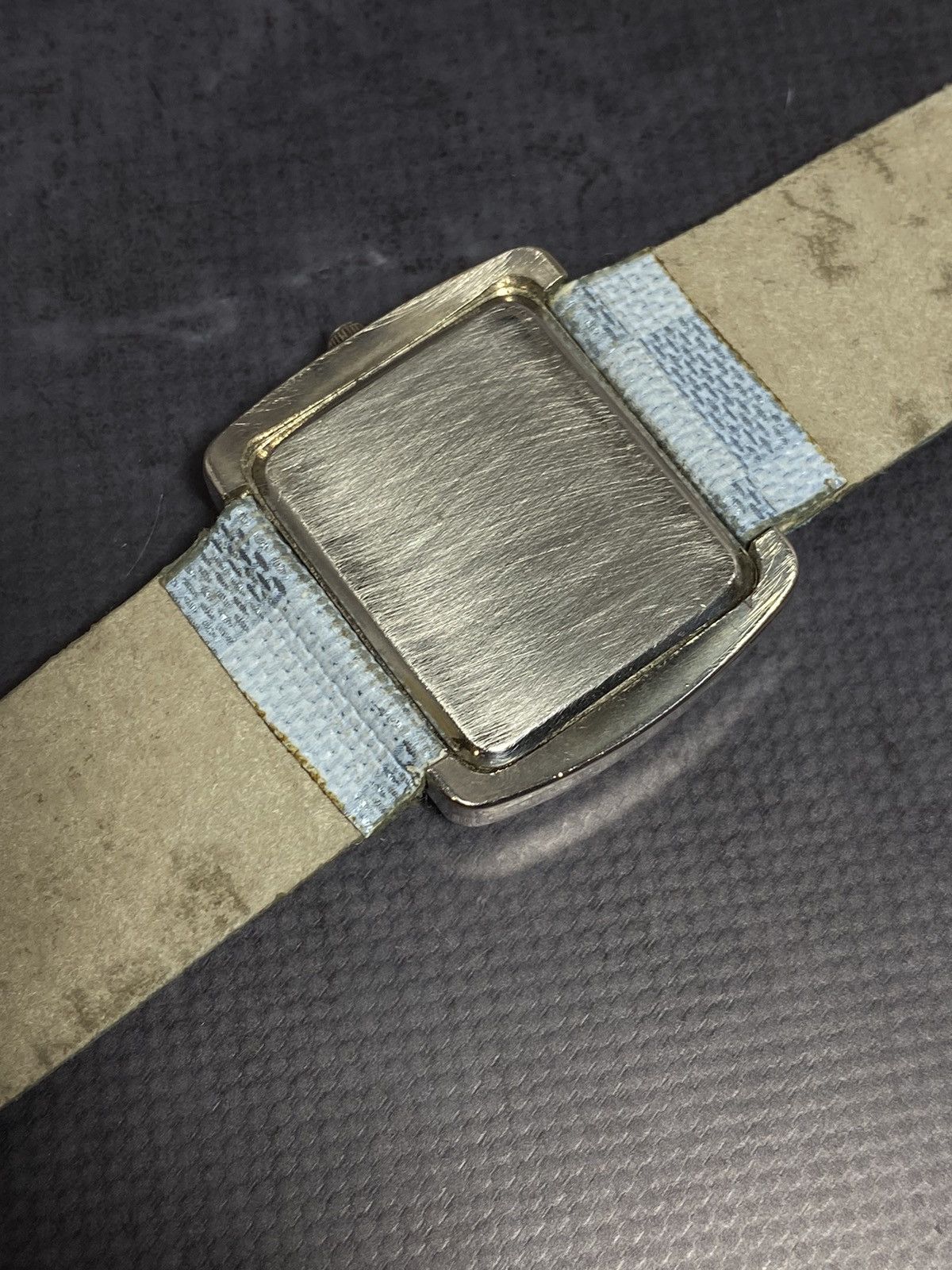 Jewelry × Vintage Goldtime Square Quartz Watch Checkered Strap Vintage Size ONE SIZE - 7 Thumbnail