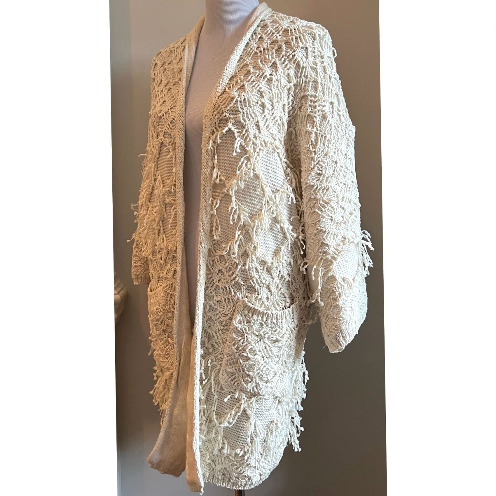 Anthropologie Anthropologie Akemi Kin IONE Cardigan Kimono Fringe Cream Ivory One Size Bohemian Open Pockets Sweater Womens Size ONE SIZE - 5 Thumbnail