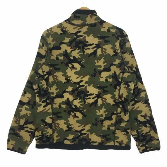 Uniqlo UNIQLO JAPAN Camo Reversible Fleece Jacket Army Military Size US L / EU 52-54 / 3 - 4 Thumbnail