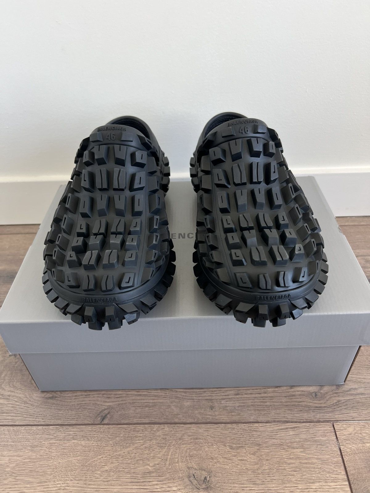 Balenciaga Balenciaga Defender Bouncer Clog 46 Size US 13 / EU 46 - 2 Thumbnail