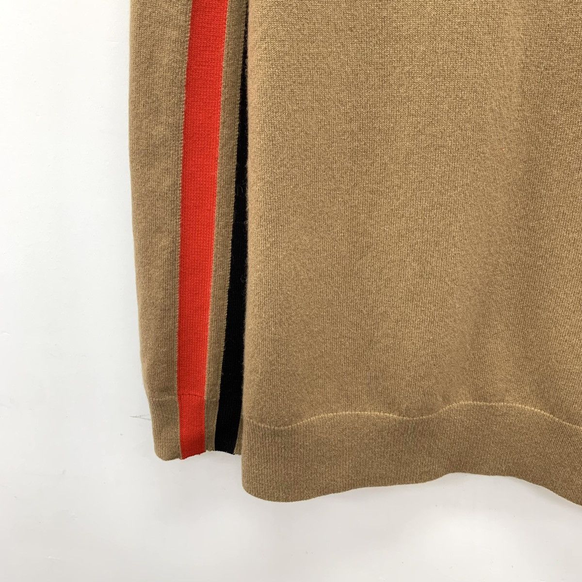 Burberry Burberry Striped Cashmere Long Sleeve Knit Sweater K26WX Size S / US 4 / IT 40 - 4 Thumbnail