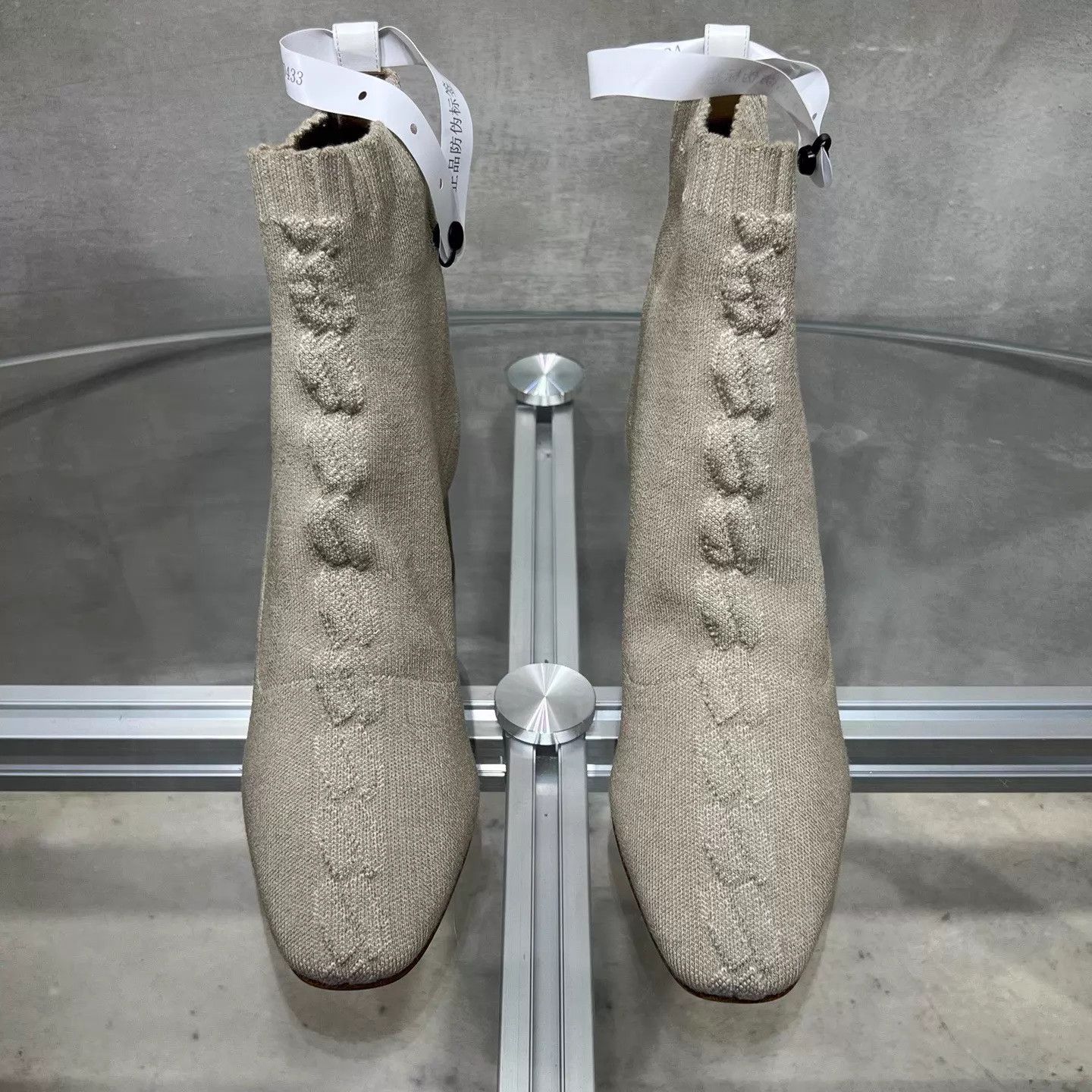 Hermes Hermes Ivory Logo Knit Ankle Boots 36.5 EU Size US 6 / IT 36 - 1 Thumbnail