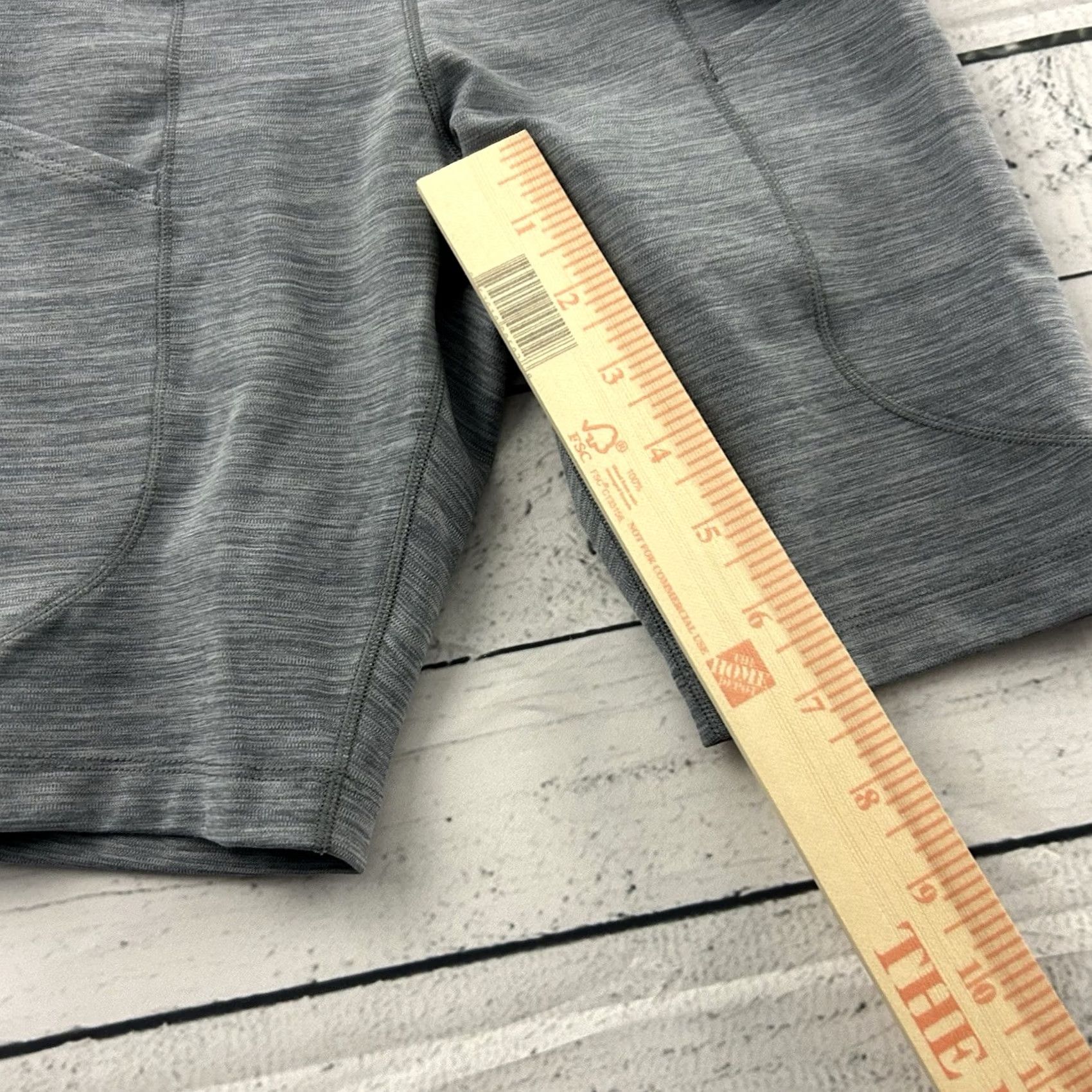 Nike Nike Training High Rise Athletic Shorts Womens 2XS Gray Nike Training Shorts Women's 2XS Gray Athletic Size 24" / US 00 / IT 34 - 3 Thumbnail