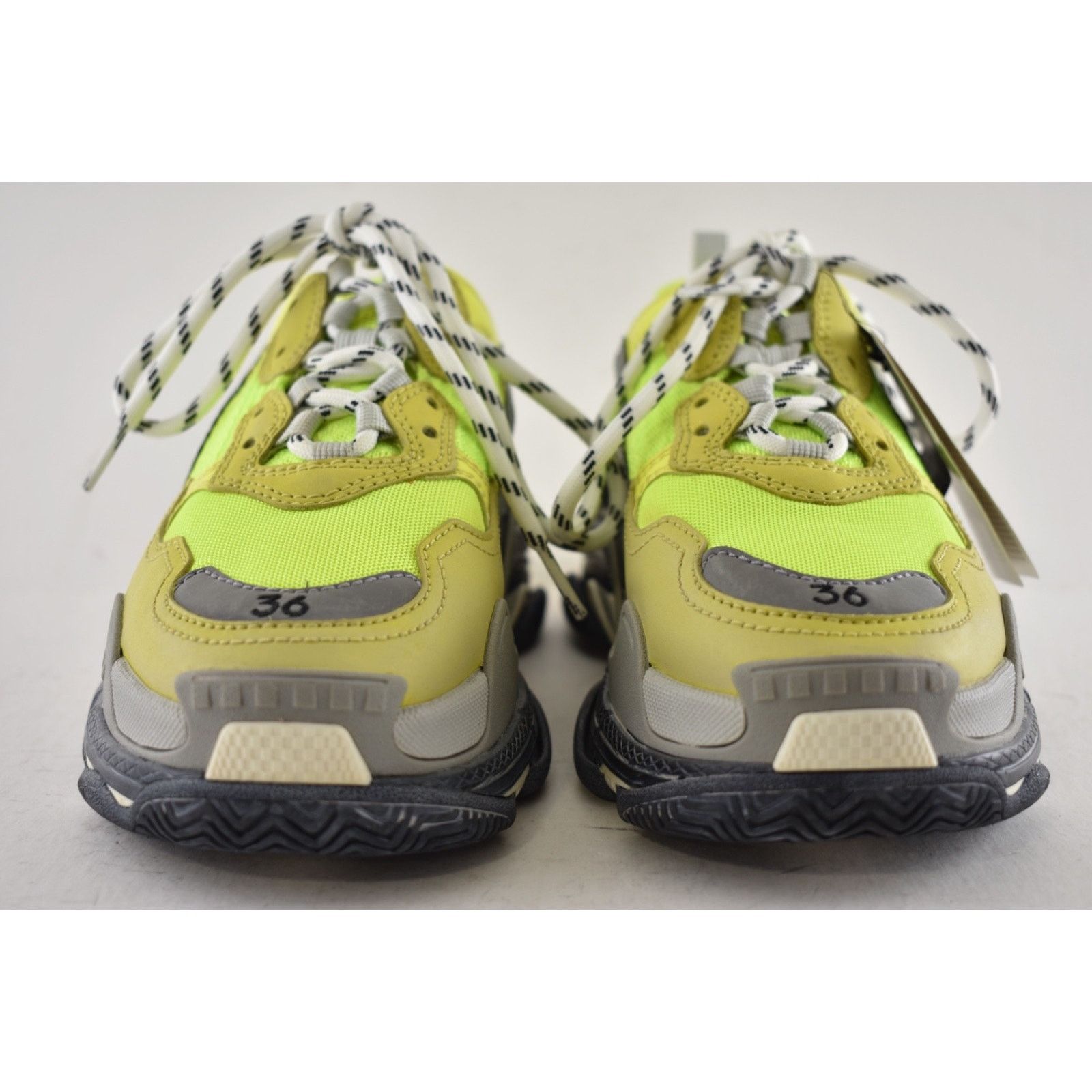 Balenciaga Triple S Sneaker Women's Speed Flat Trainer 36 Size US 6 / IT 36 - 7 Thumbnail