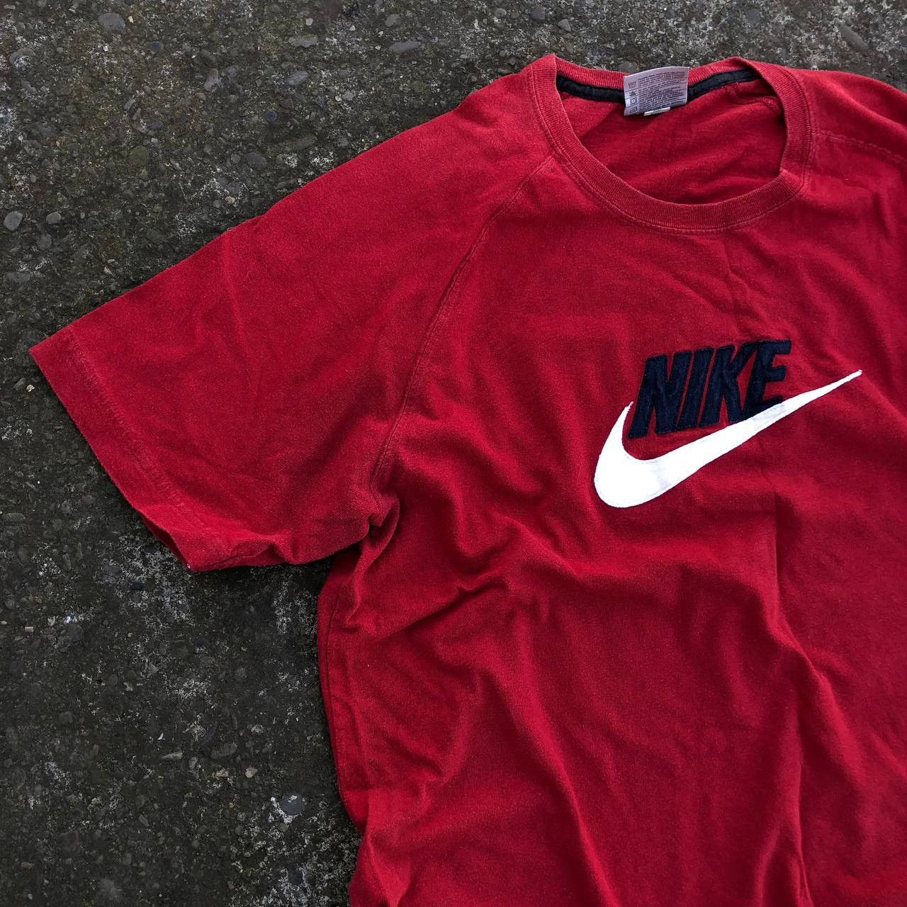 Nike × Vintage Vintage Nike T-Shirt Tee Big Logo Red Size US XL / EU 56 / 4 - 3 Thumbnail