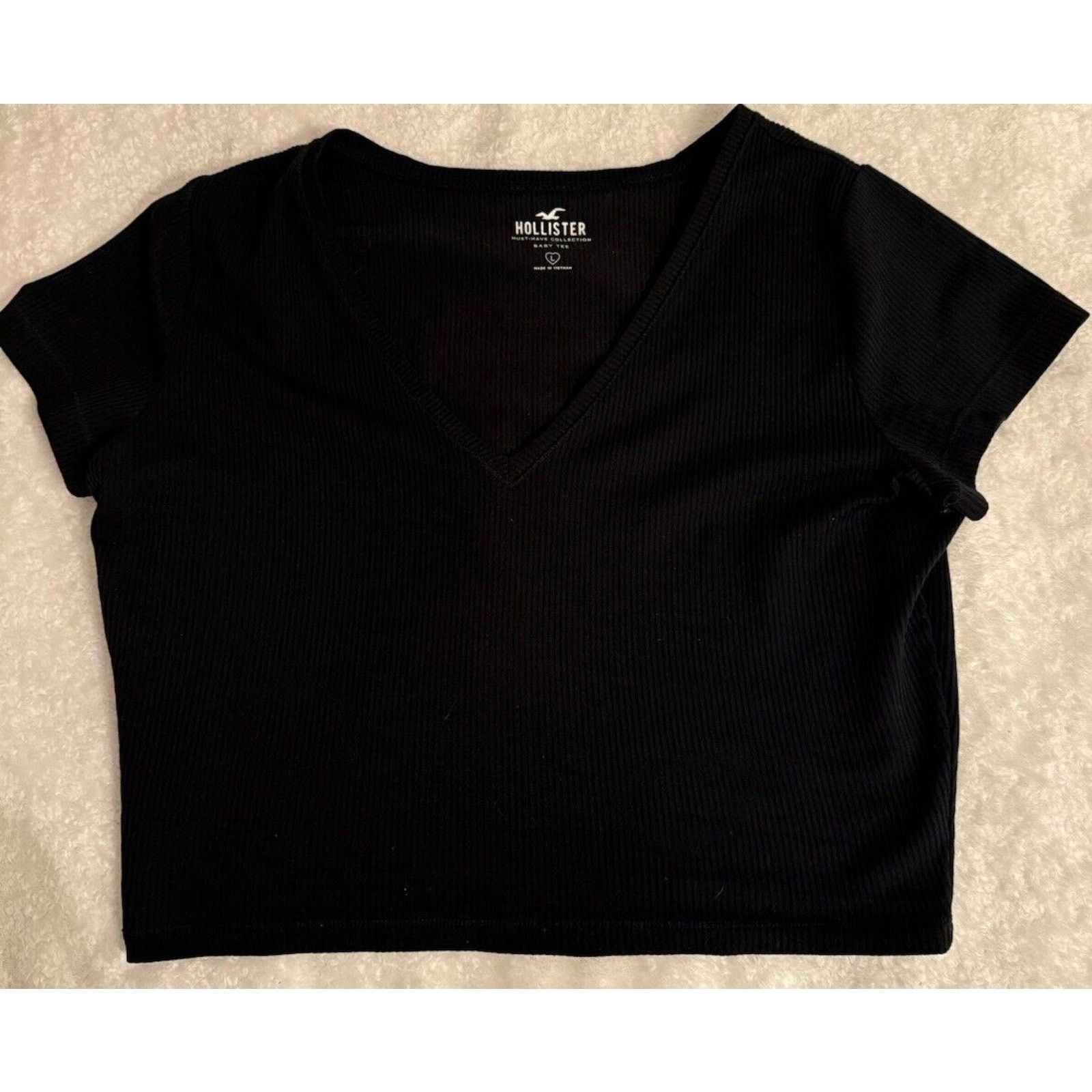 Hollister Hollister Must-Have Collection Baby Tee Black Size Large Size L / US 10 / IT 46 - 1 Thumbnail