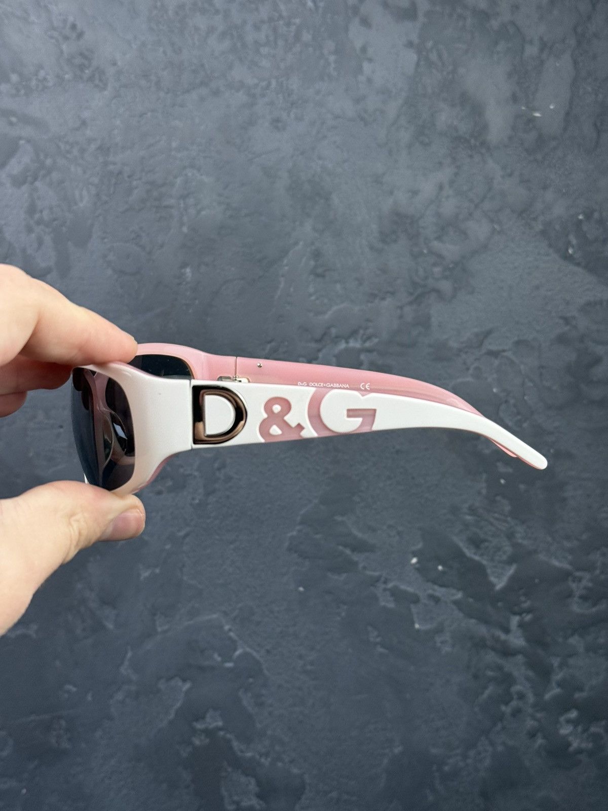 Dolce & Gabbana Vintage Dolce & Gabbana Pink & White Sunglasses Size ONE SIZE - 4 Thumbnail