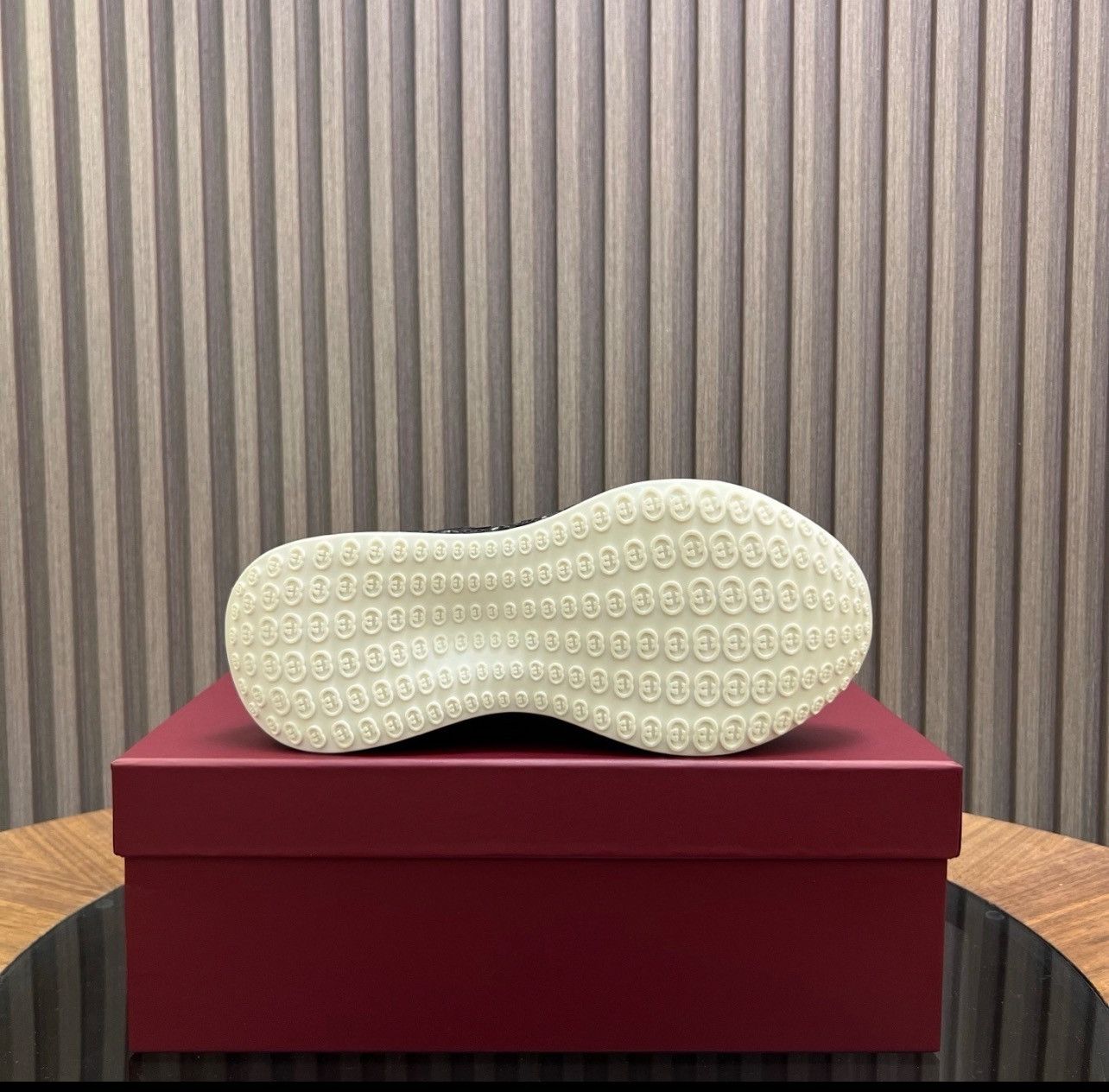 Gucci Gucci Ultrapace Low-Top Sneakers – Size 10 –Brand New w/ Box Size US 10 / EU 43 - 7 Thumbnail