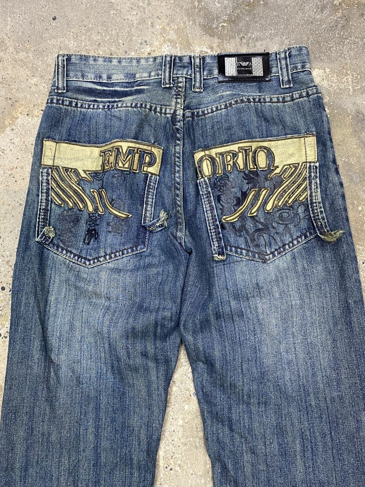 Designer × Emporio Armani 💥Bindding Offer💥 rare emporio armani embroidery jeans pant Size US 30 / EU 46 - 9 Thumbnail