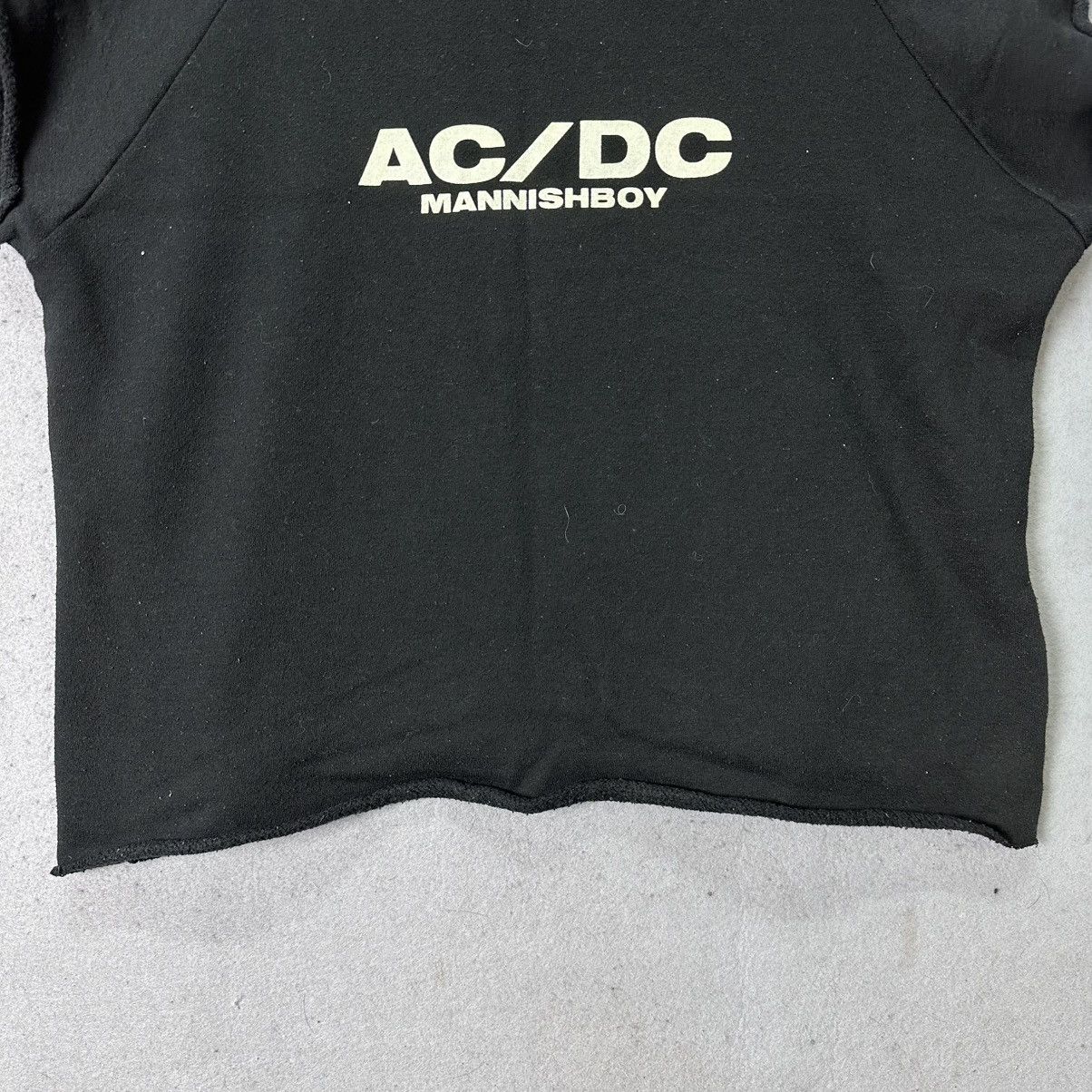 Band Tees AC DC Mannishboy Cropped Tee Black Japan Y2K Rock Band Style Size US M / EU 48-50 / 2 - 5 Thumbnail