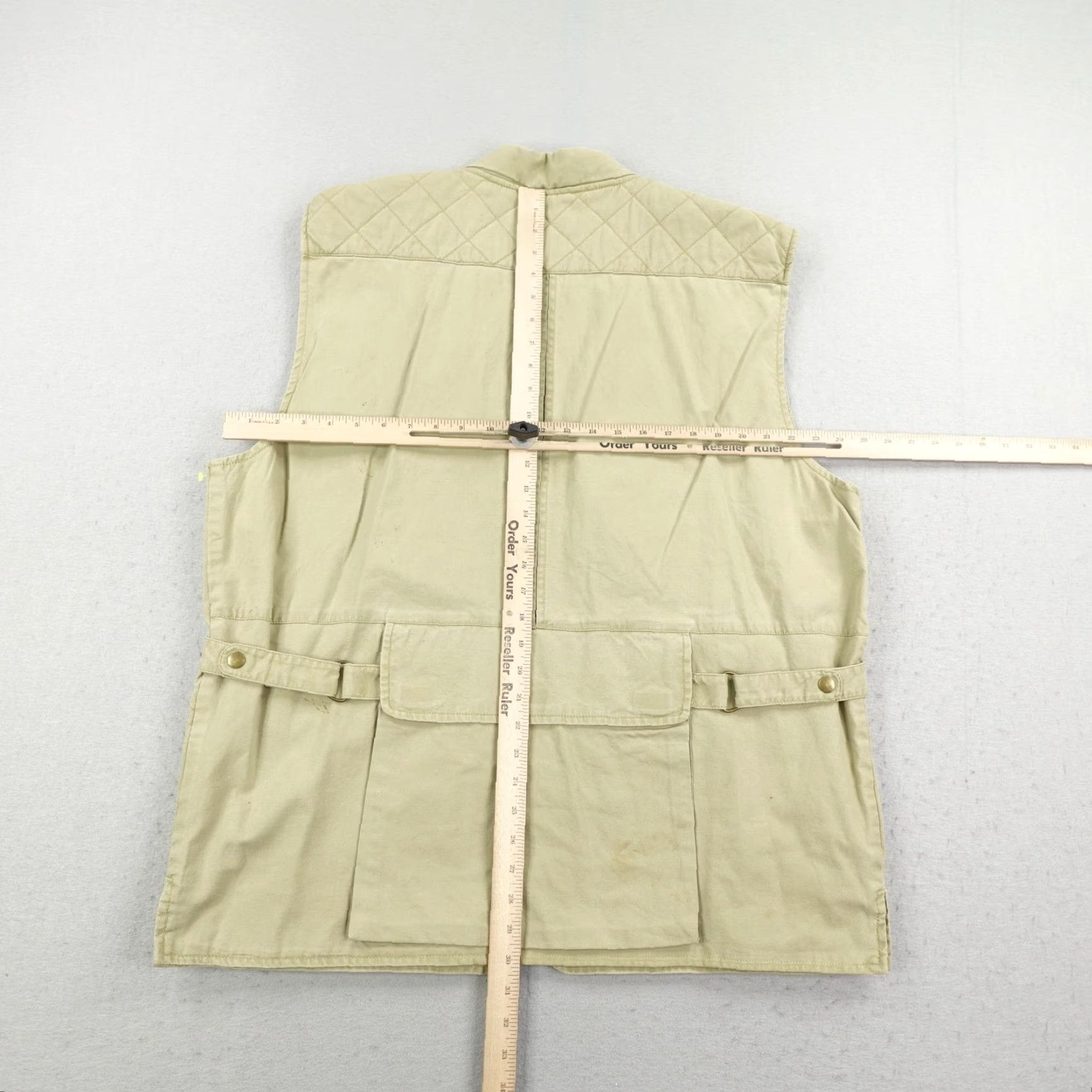 Vintage VINTAGE Woolrich Vest Jacket Quilted Woolrich Mens XL Khaki Beige Zip Pockets Full Zip Travel Workwear 80s 90s Mens Size US XL / EU 56 / 4 - 5 Thumbnail