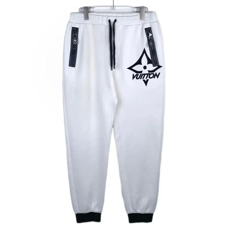 Louis Vuitton Louis Vuitton White Logo Sweatpants 0089 Size US 32 / EU 48 - 1 Thumbnail