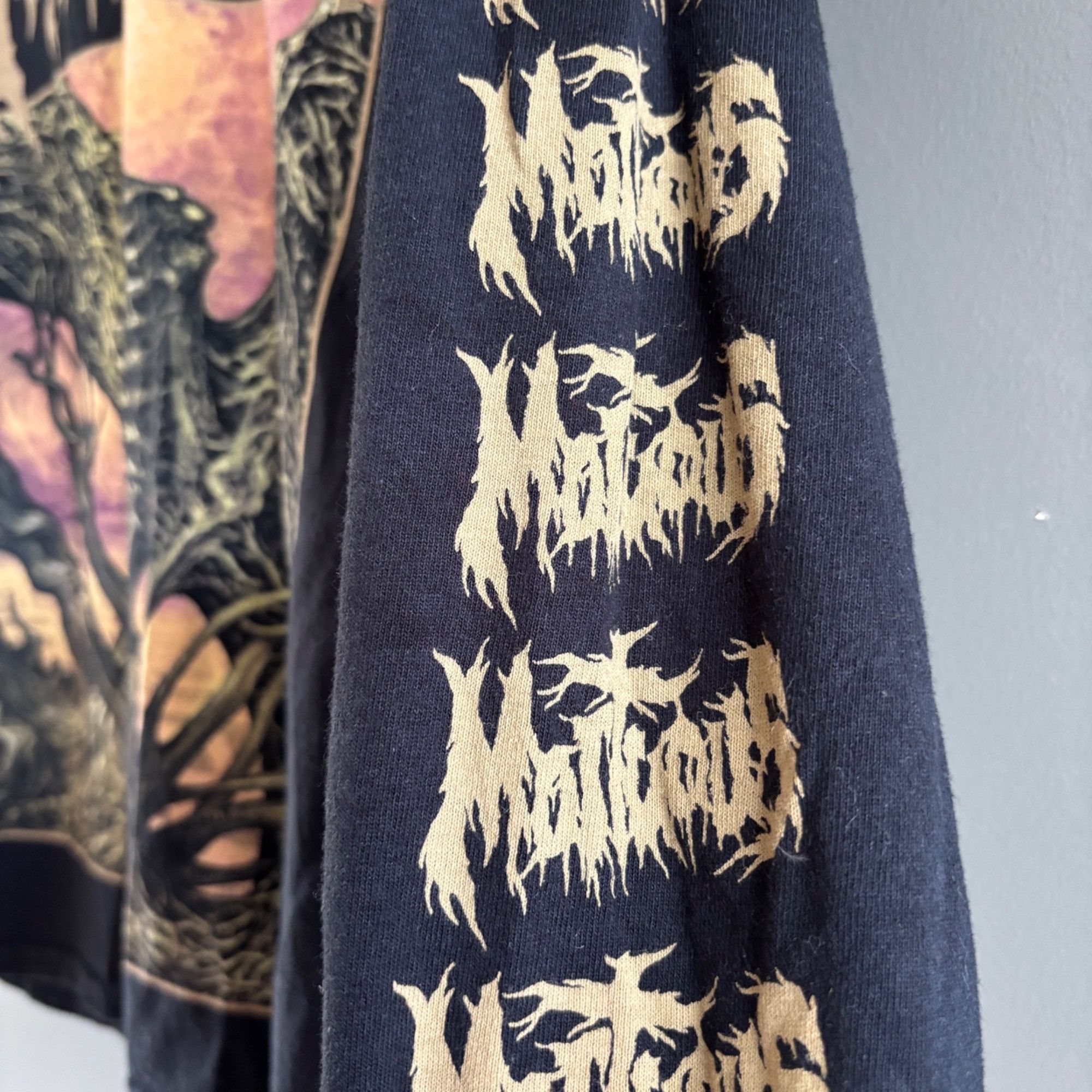 Gildan Mortuous Through Wilderness Long Sleeve Shirt Mens Size Smal Size US S / EU 44-46 / 1 - 6 Thumbnail