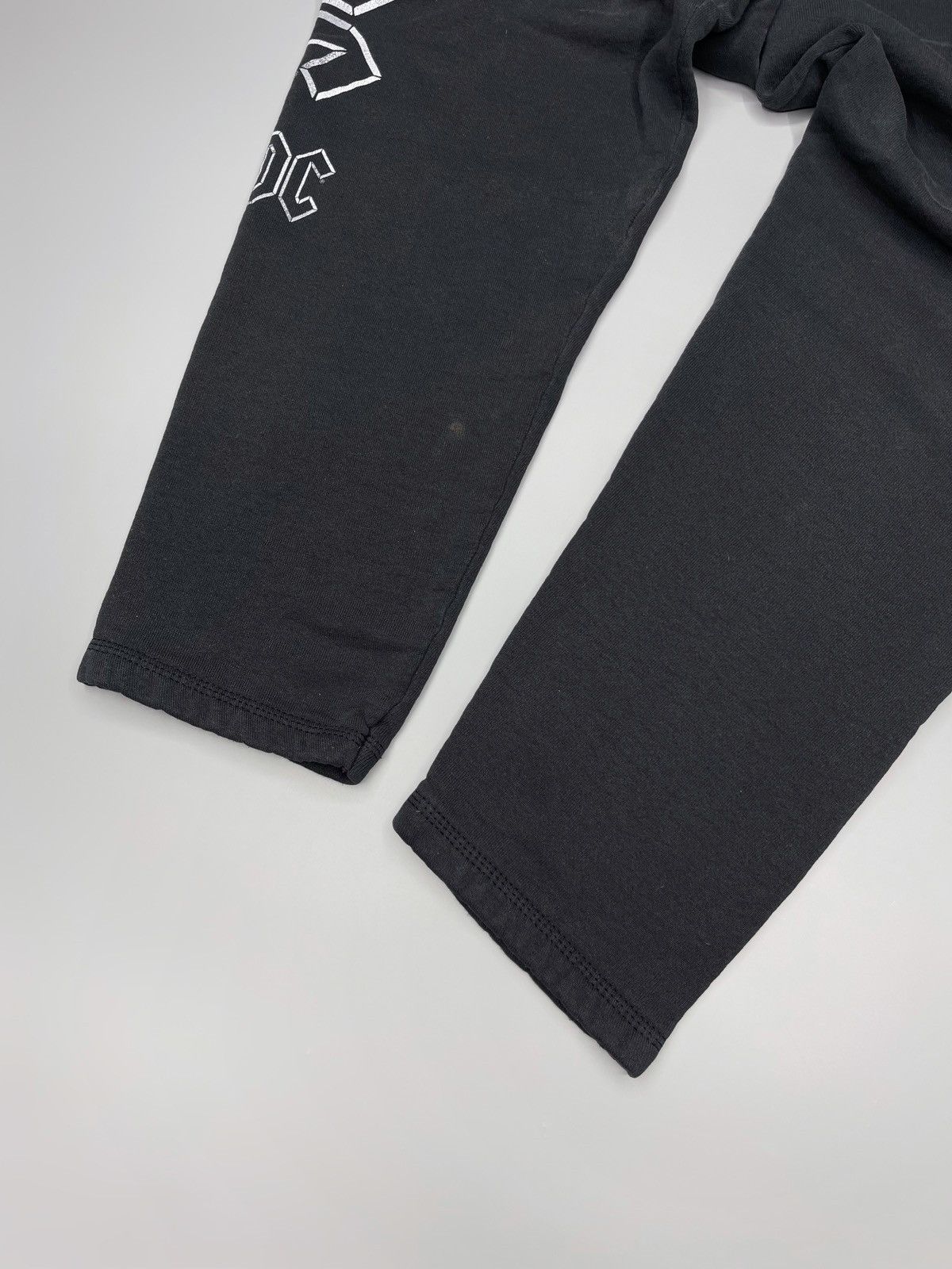 VINTAGE 1991’S AC/DC SWEATPANTS
