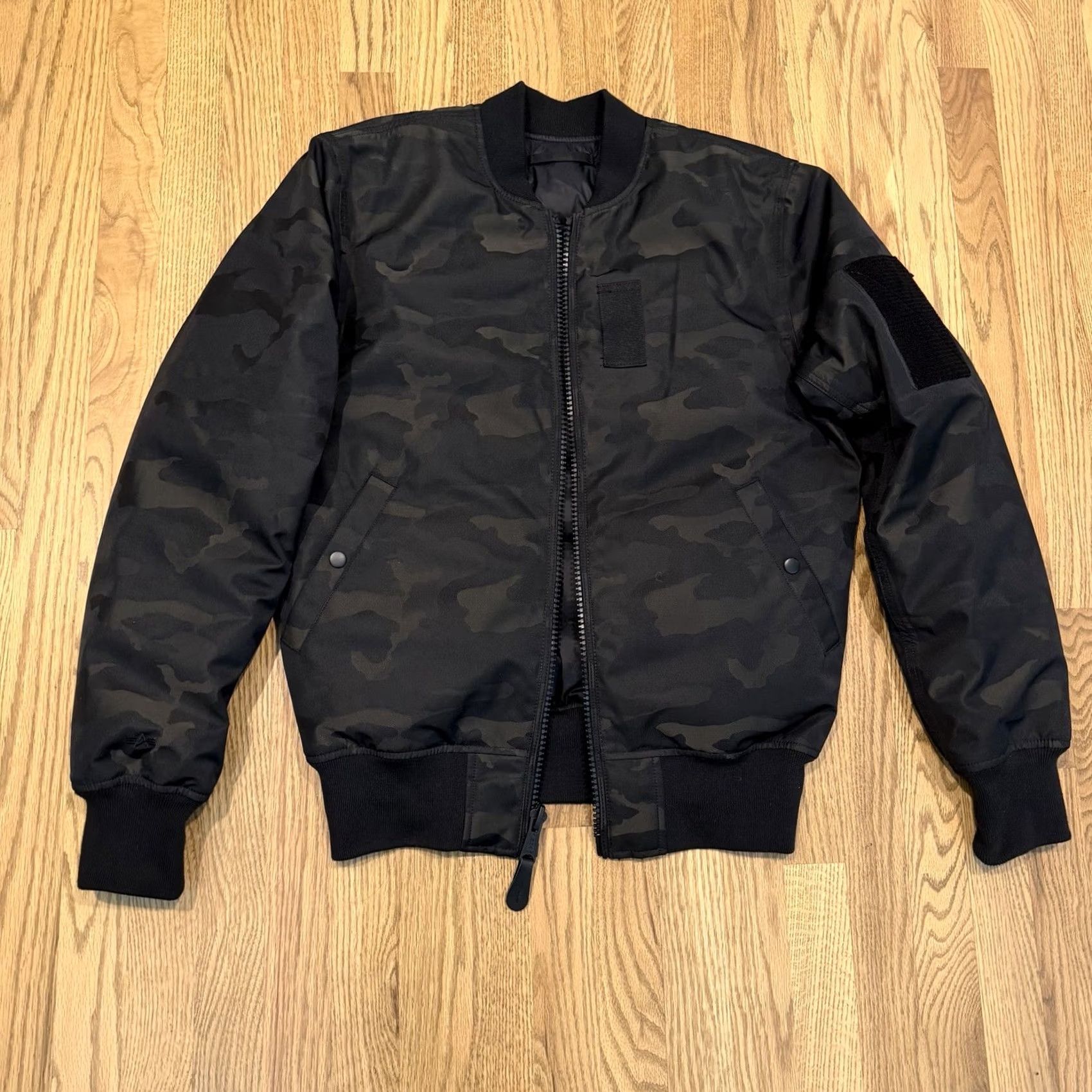 Alpha Industries VINTAGE Alpha Industries MA-1 Down Reversible Bomber Flight Jacket Men’s Medium Camo Black Nylon Zip Size US M / EU 48-50 / 2 - 2 Thumbnail