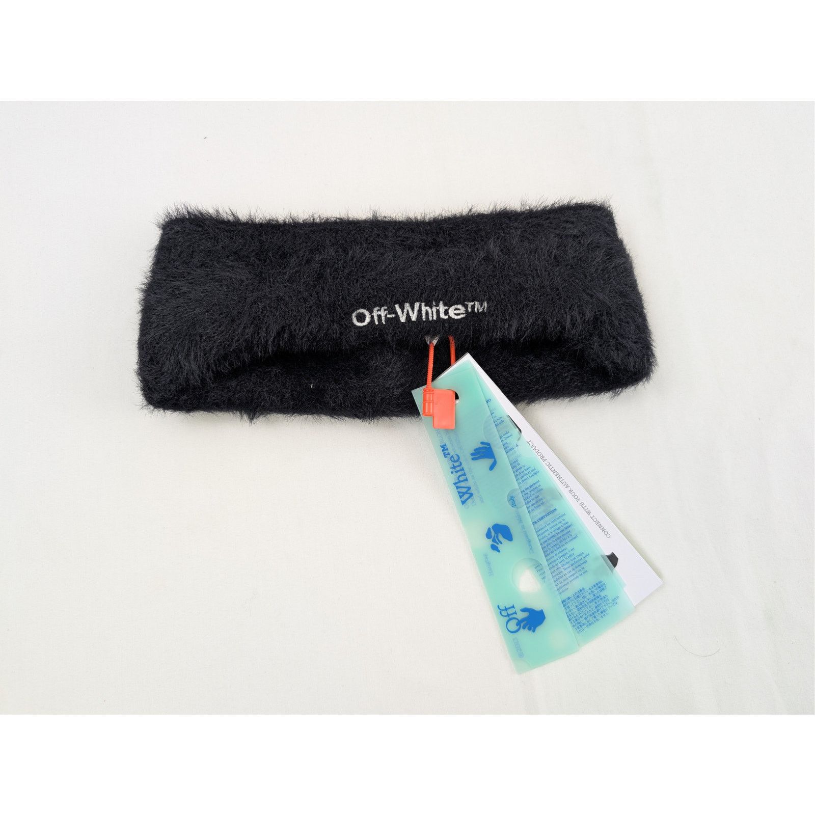 Off-White o1rshd1 Size: OS / Bounce Ski Headband in black faux-fur Size ONE SIZE - 1 Thumbnail