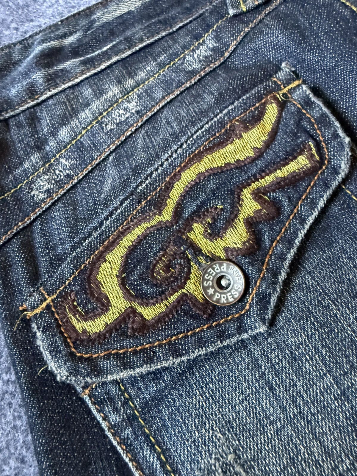 If Six Was Nine Press Japan Embroidered Tribal Paneled Spiral Flared Jeans Size US 27 - 18 Thumbnail