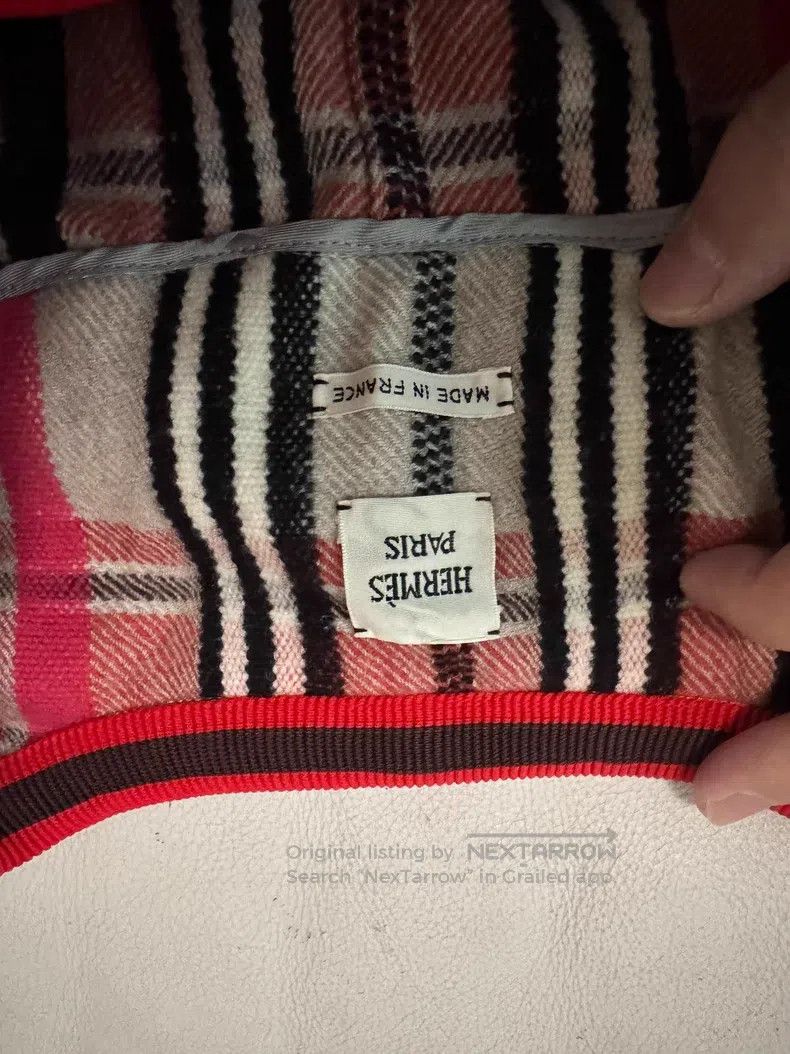 Hermes Hermes Women's Wool Cardigan, Classic Tartan Red and Black Size XS / US 0-2 / IT 36-38 - 3 Thumbnail