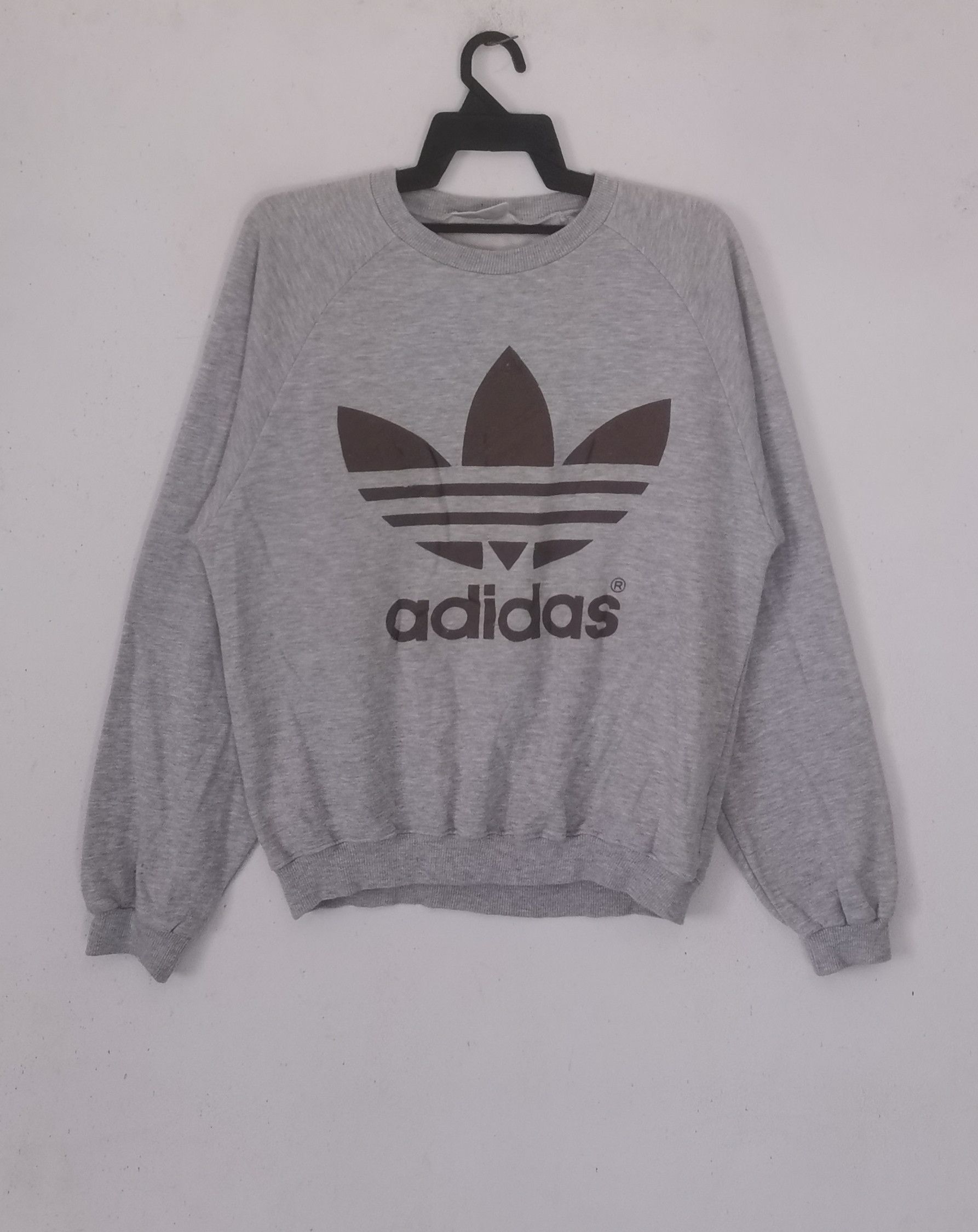 Adidas × Vintage Rare vintage Adidas big logo sweatshirt grey colour Size US M / EU 48-50 / 2 - 1 Thumbnail