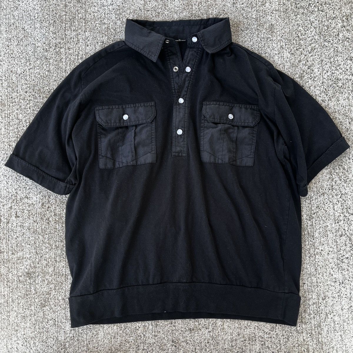 Vintage Vintage Black Double Pocket Polo Shirt Size L Size US L / EU 52-54 / 3 - 1 Thumbnail